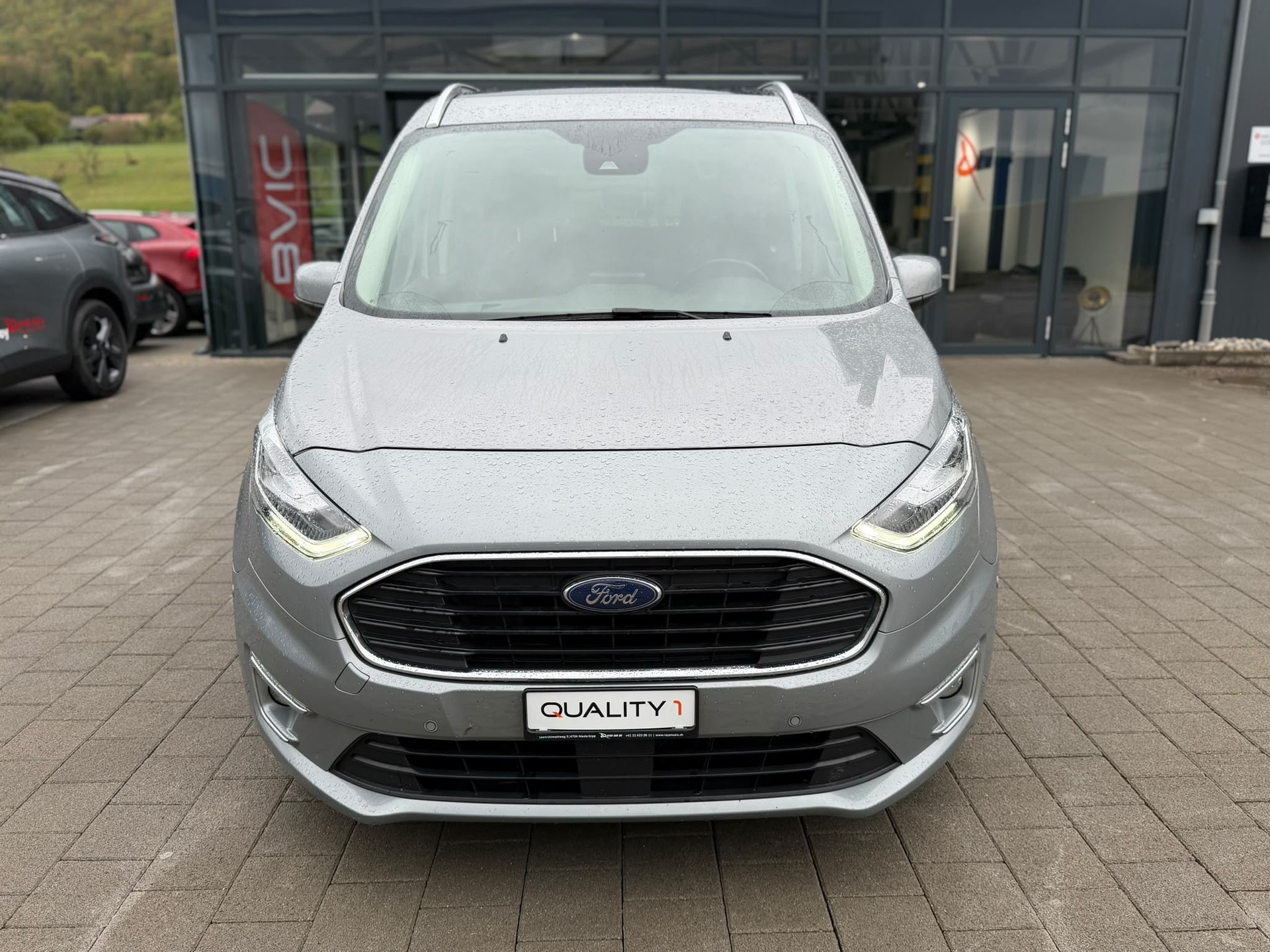 FORD Grand Tourneo Connect 1.5 EcoBlue Titanium Automat-image-2