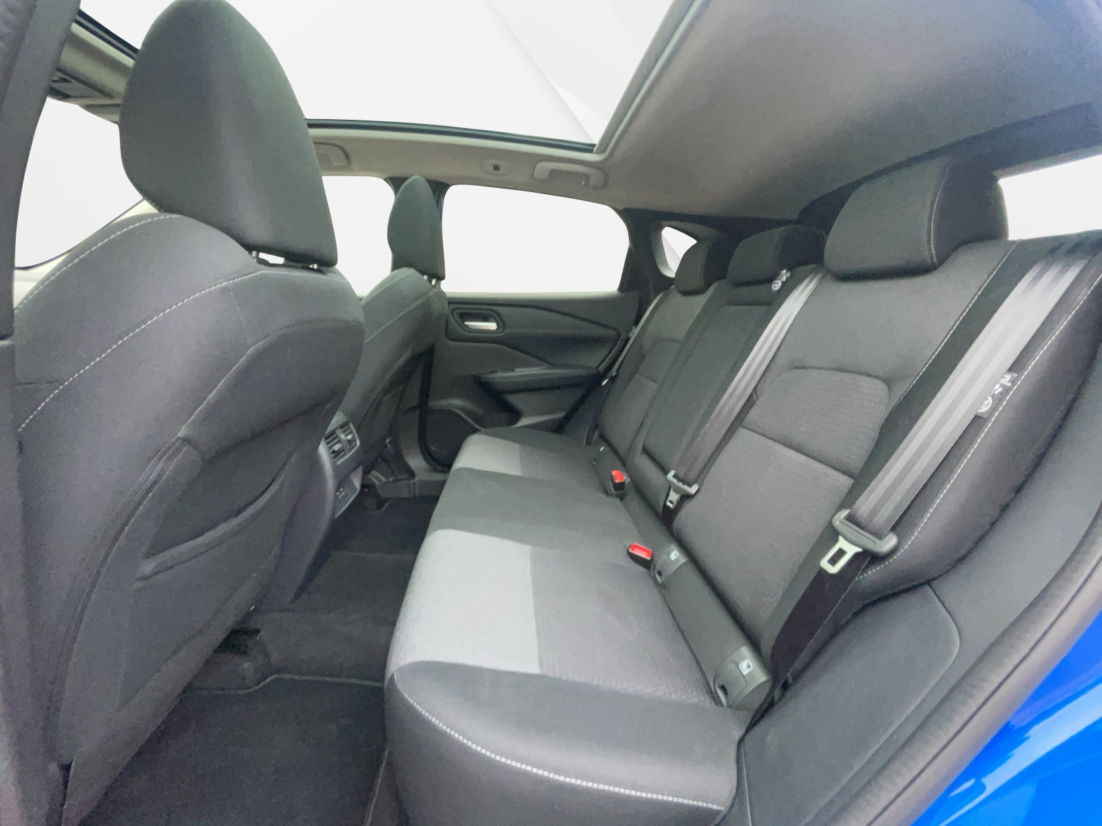 NISSAN Qashqai 1.3 DIG-T 158 N-Connecta-image-13
