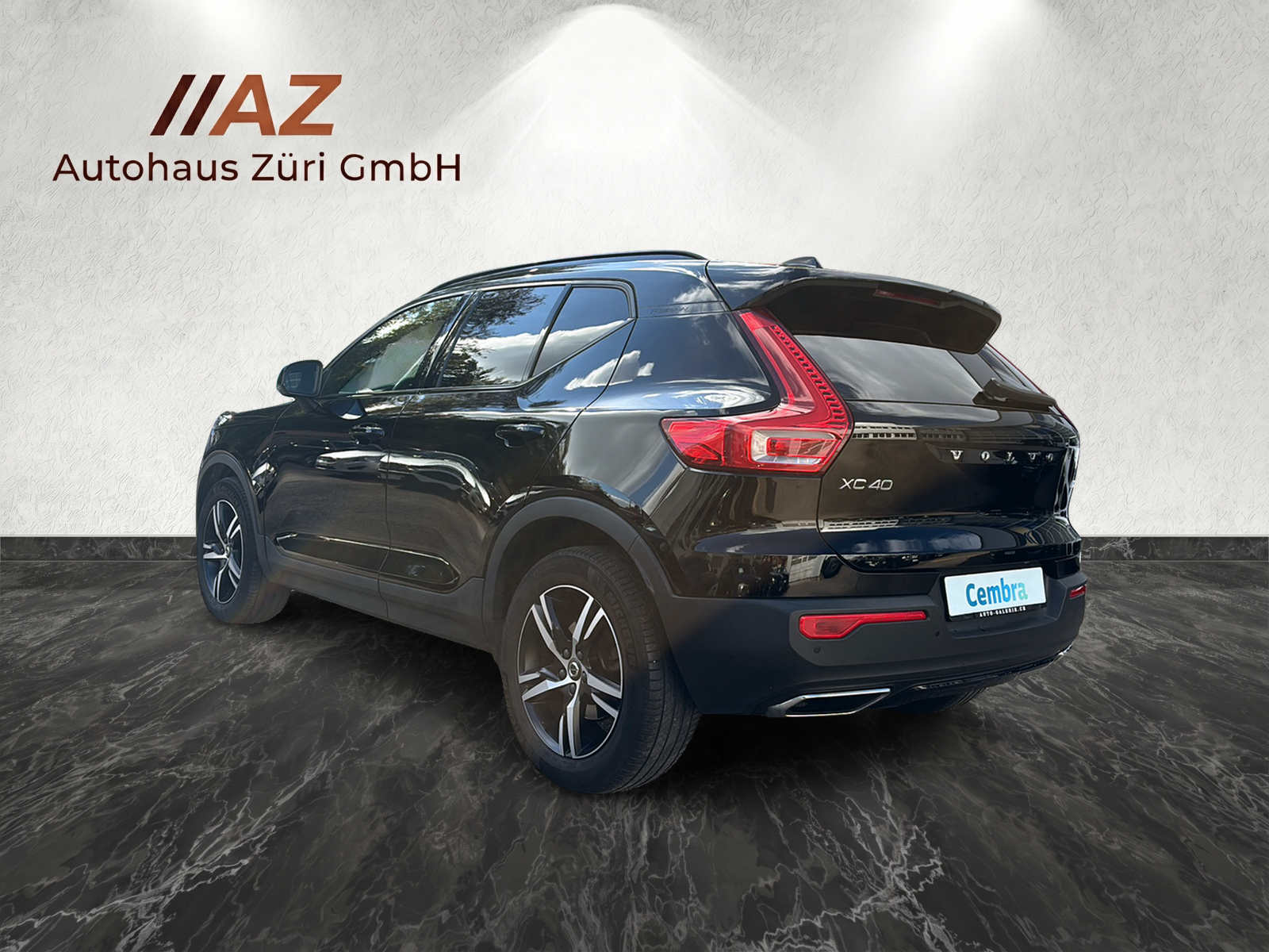 VOLVO XC40 D4 AWD R-Design Geartronic | Harman/Kardon | 8-fach | Servicegepflegt | Lenkradheizung |-image-2