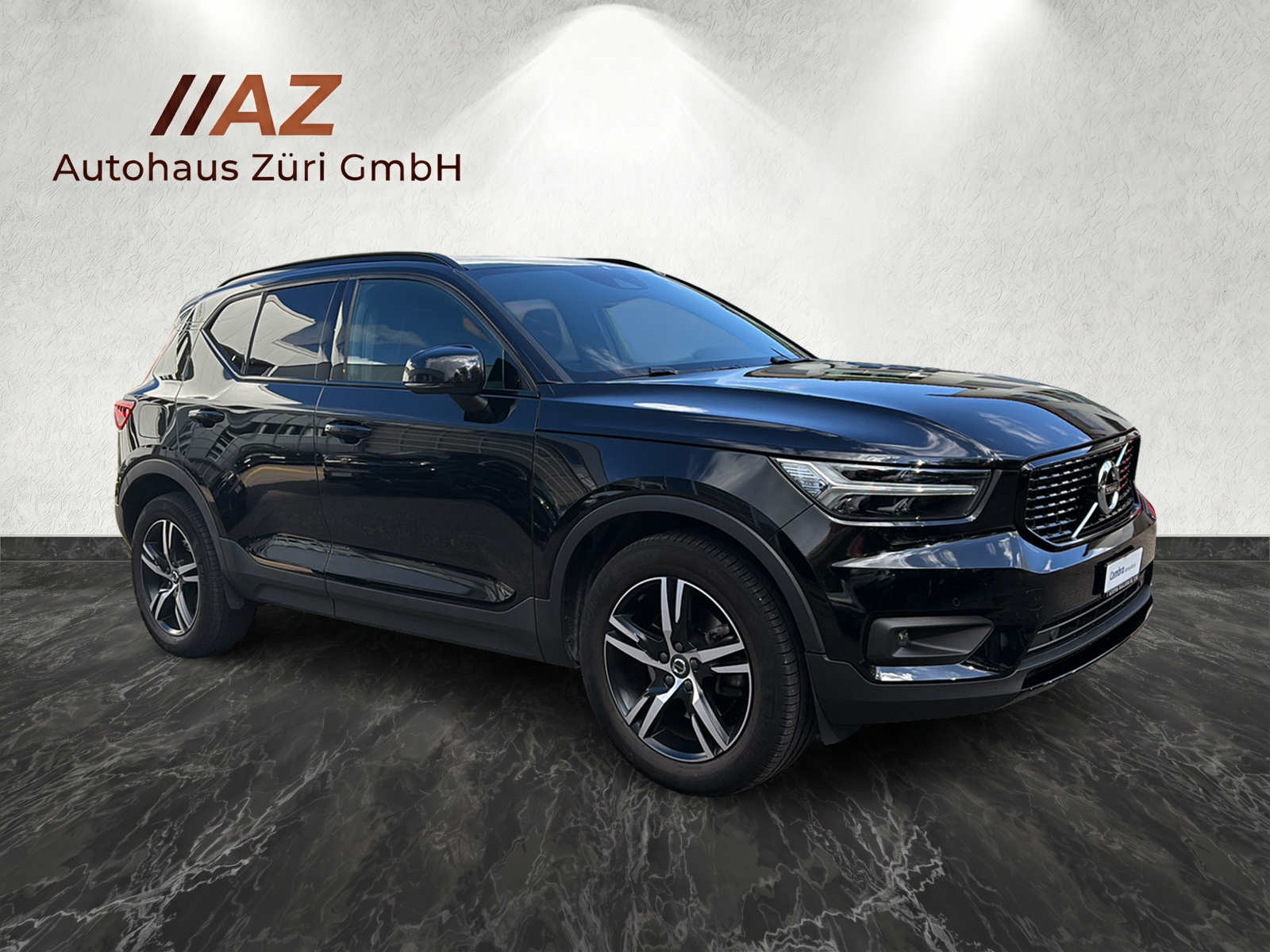 VOLVO XC40 D4 AWD R-Design Geartronic | Harman/Kardon | 8-fach | Servicegepflegt | Lenkradheizung |-image-6