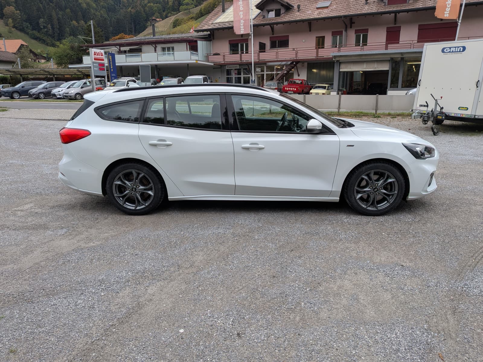 FORD Focus 1.0 SCTi Titanium-image-7
