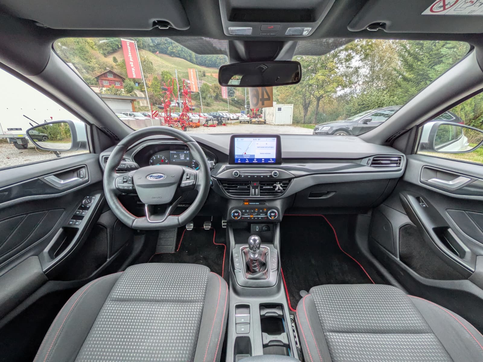 FORD Focus 1.0 SCTi Titanium-image-11