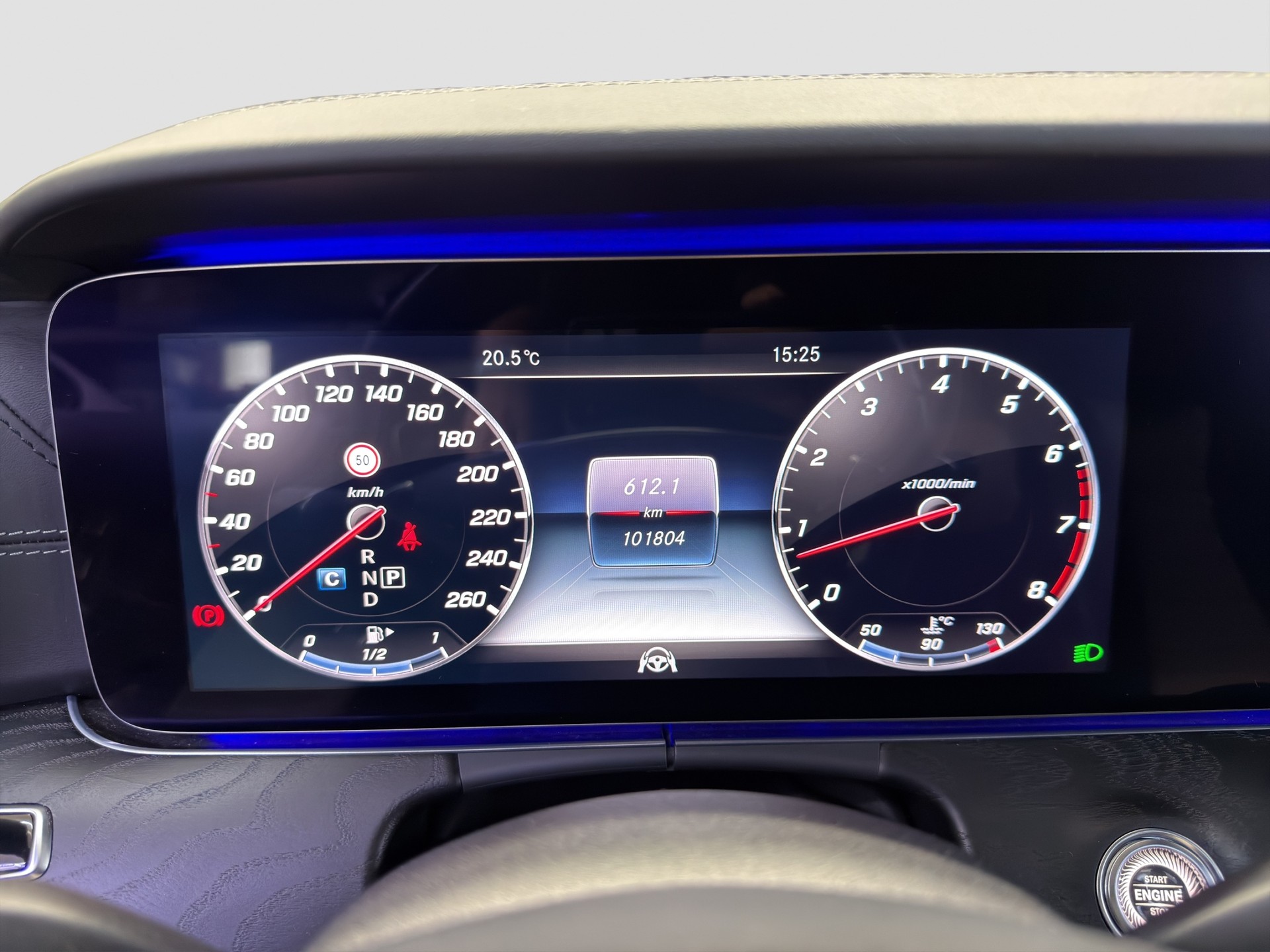 MERCEDES-BENZ E 400 Coupé AMG Line 4 Matic 9G-Tronic-image-15