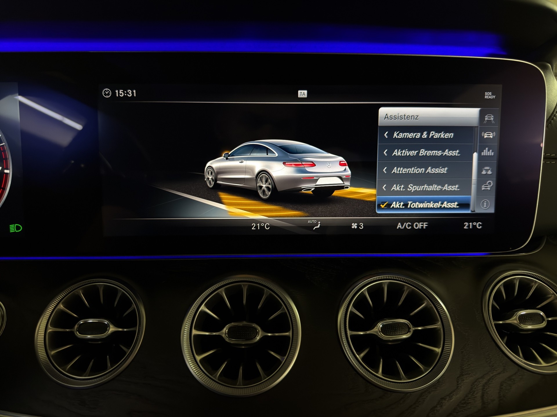 MERCEDES-BENZ E 400 Coupé AMG Line 4 Matic 9G-Tronic-image-24
