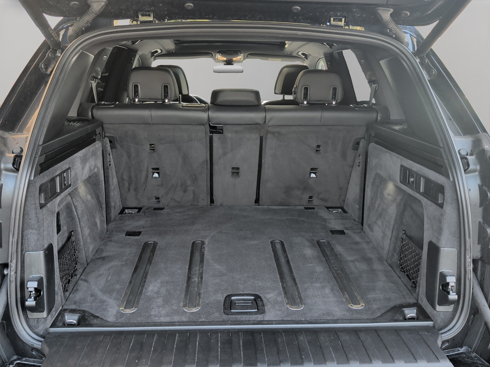 BMW X5 xDrive 48V 40d M Sport Steptronic-image-19