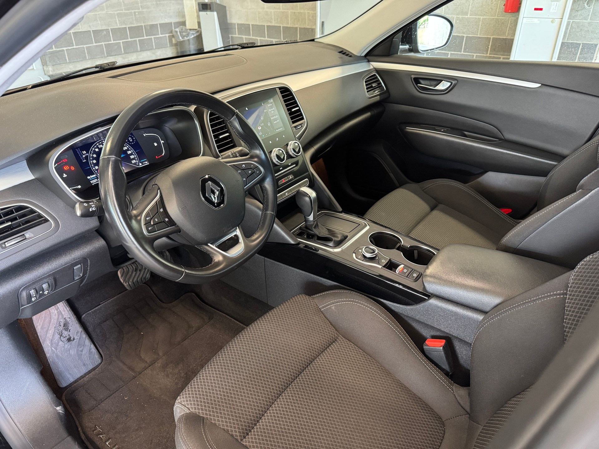 RENAULT 2.0 Blue dCi Zen EDC-image-4