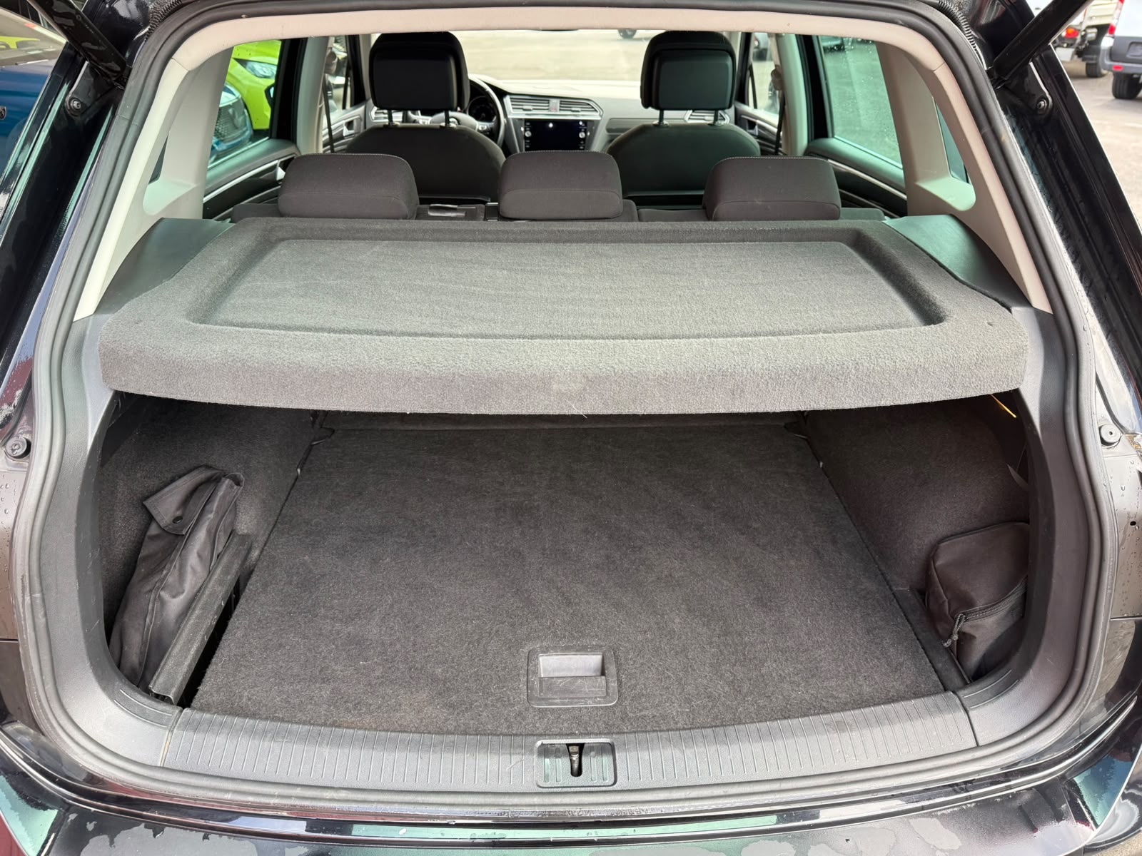 VW Tiguan 2.0 TDI SCR Comfortline 4Motion DSG-image-4