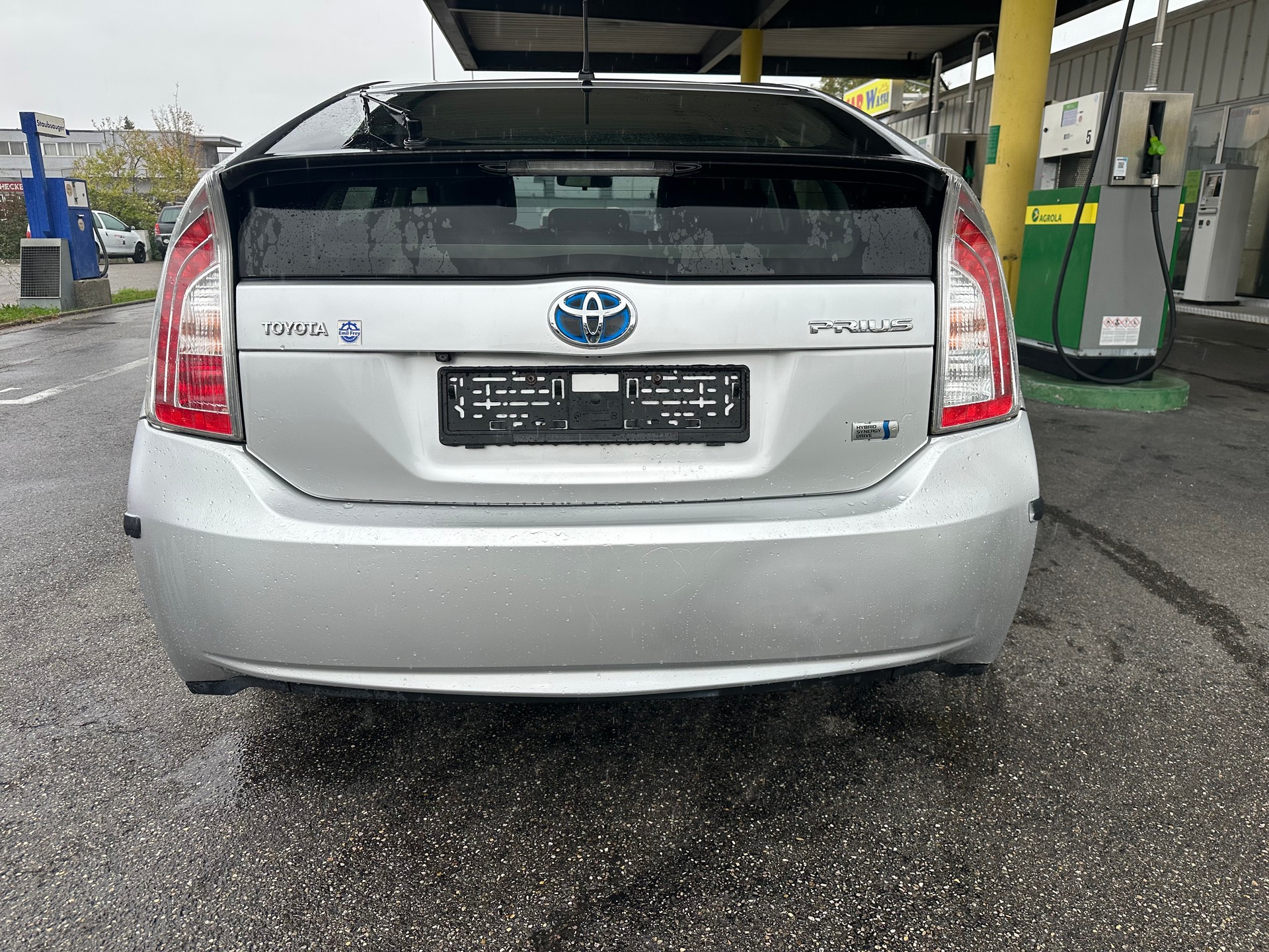 TOYOTA Prius 1.8 16V HSD Sol-image-4