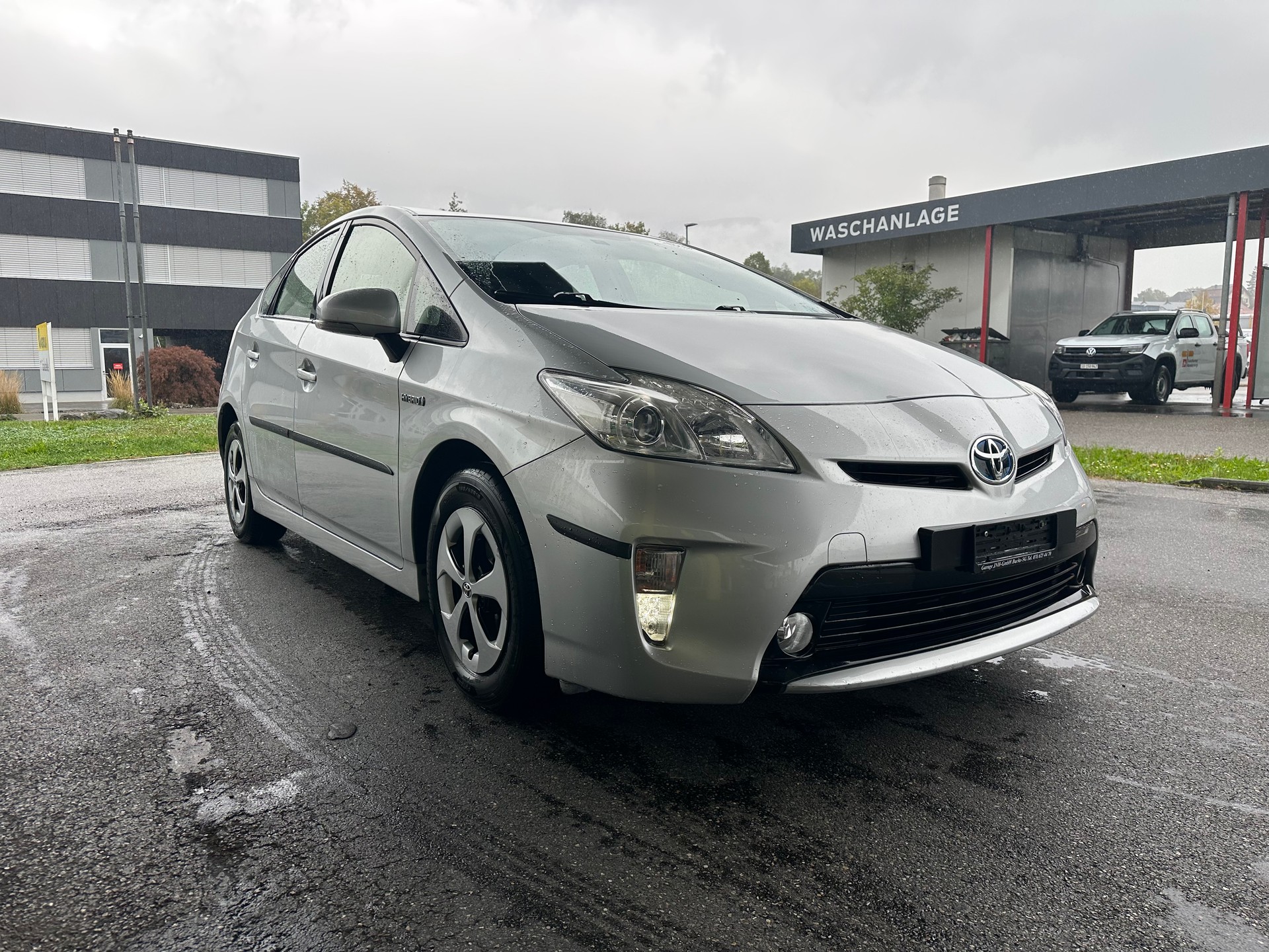 TOYOTA Prius 1.8 16V HSD Sol-image-7