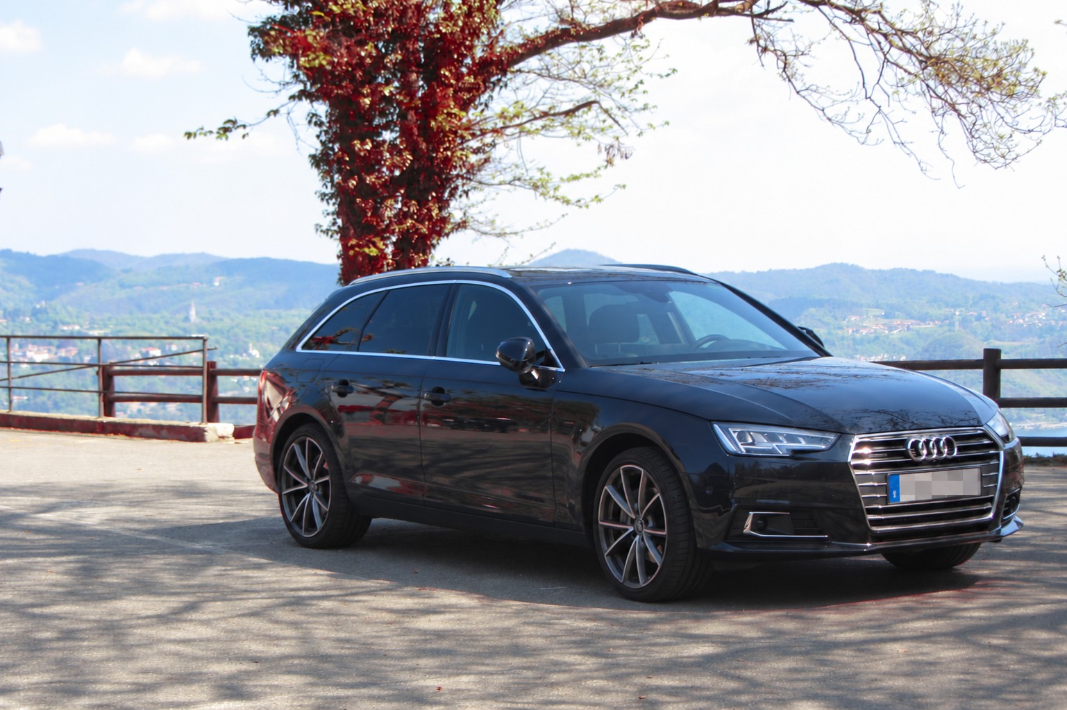 AUDI 3.0 V6 TDI 218 quattro S-Tronic-image-1