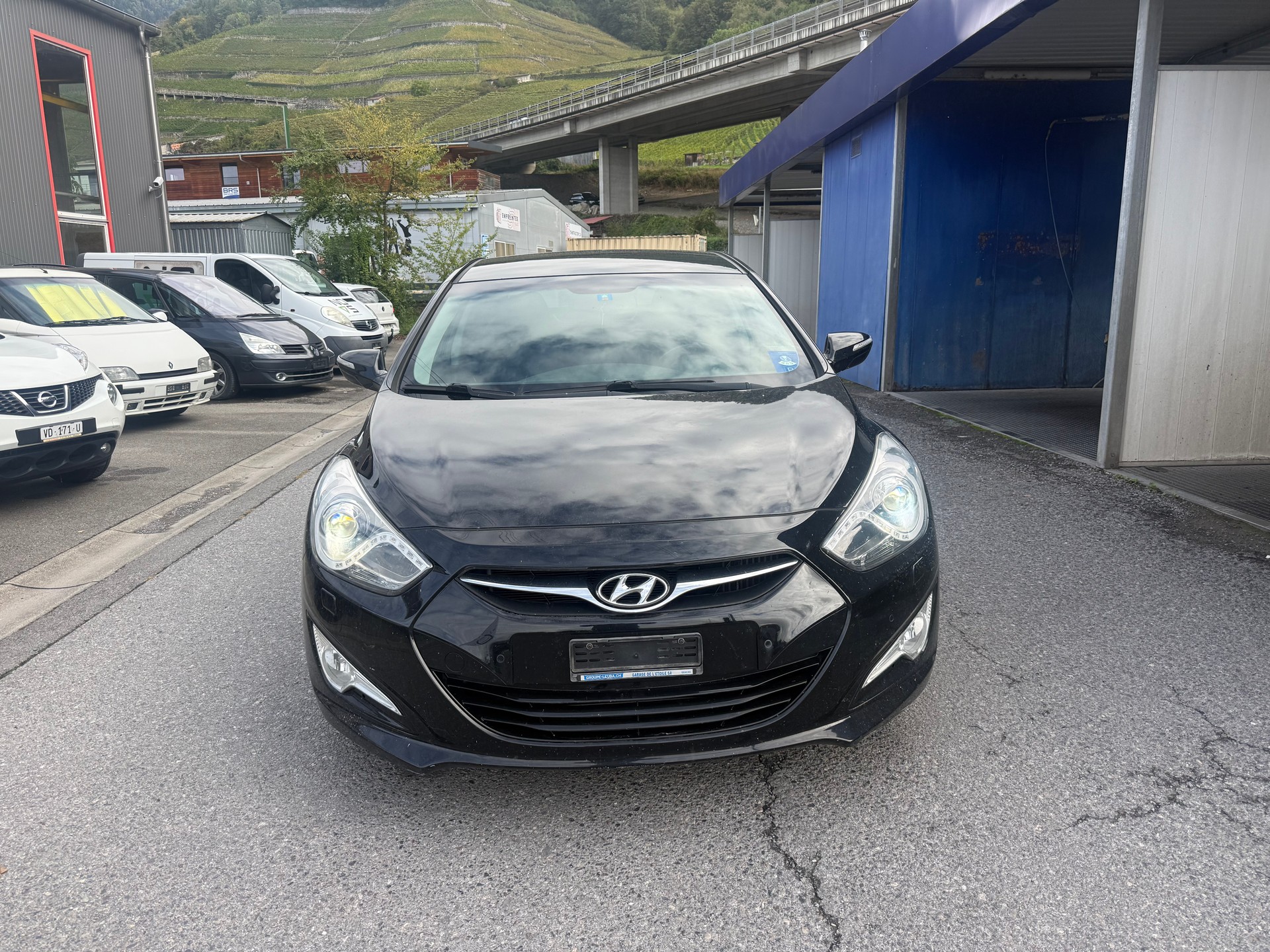 HYUNDAI i40 1.7 CRDI Premium Automatic-showroom-element-1