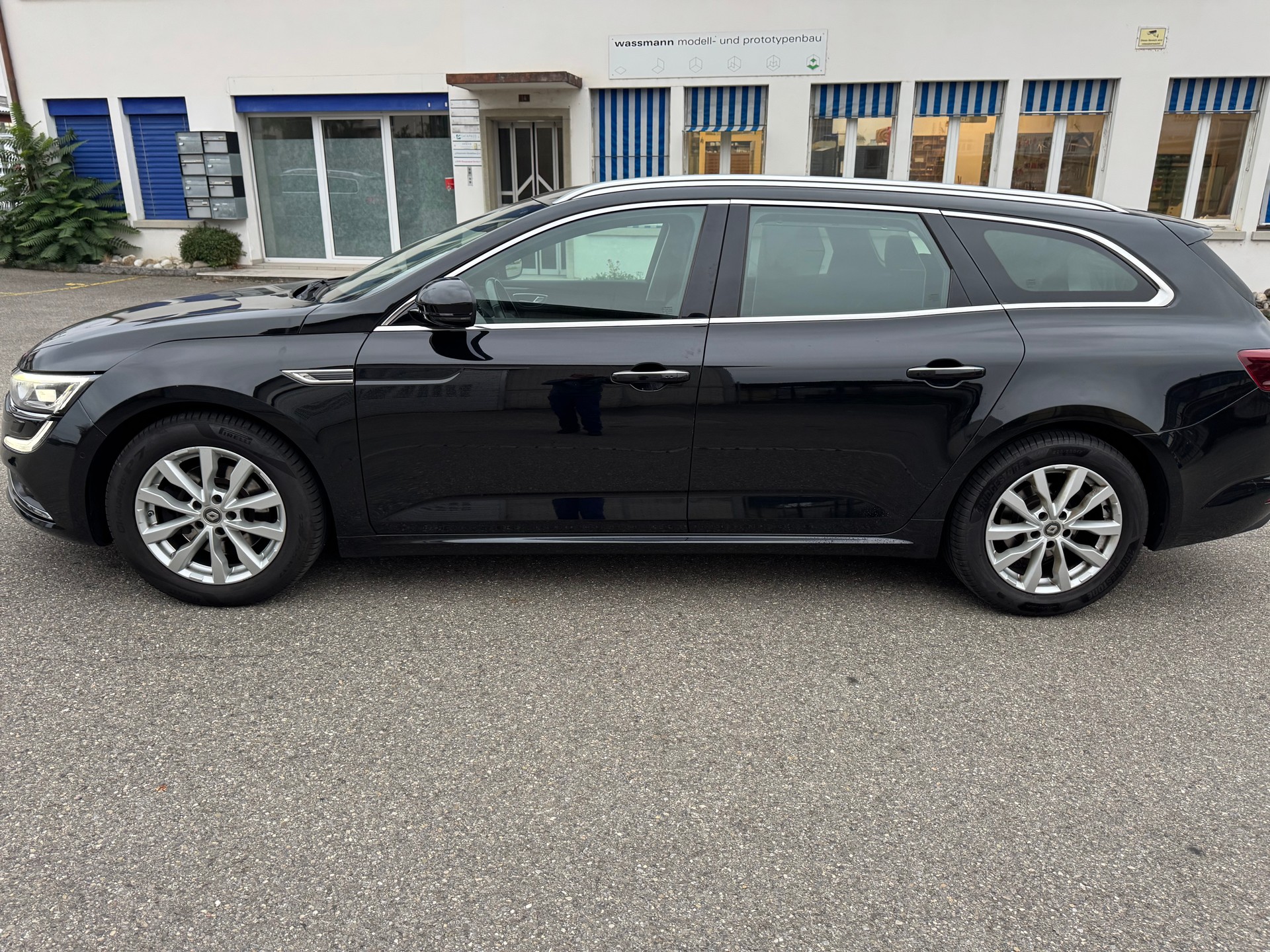RENAULT Talisman Grandtour 1.6 dCi Intens EDC-image-7