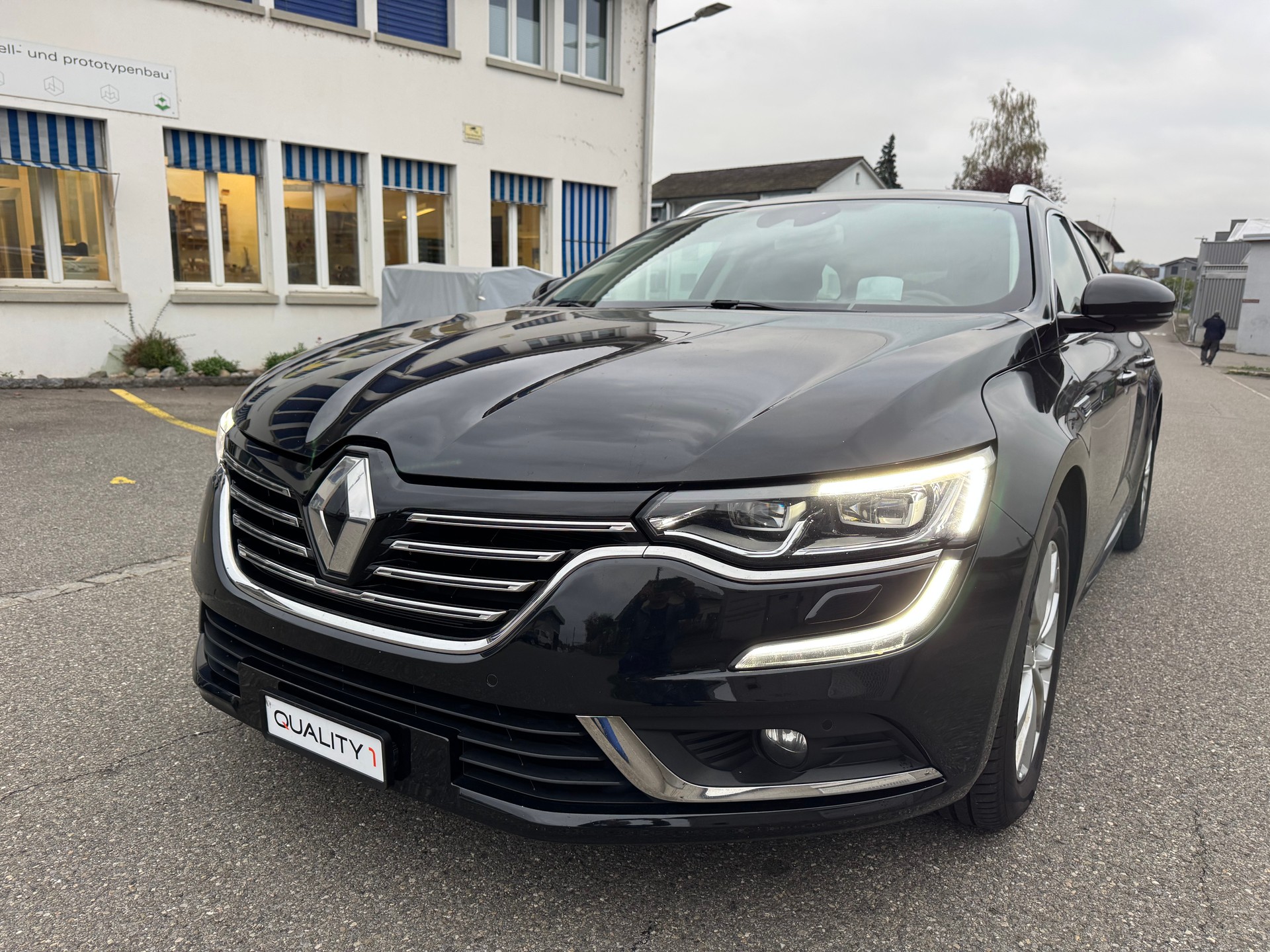 RENAULT Talisman Grandtour 1.6 dCi Intens EDC-image-0