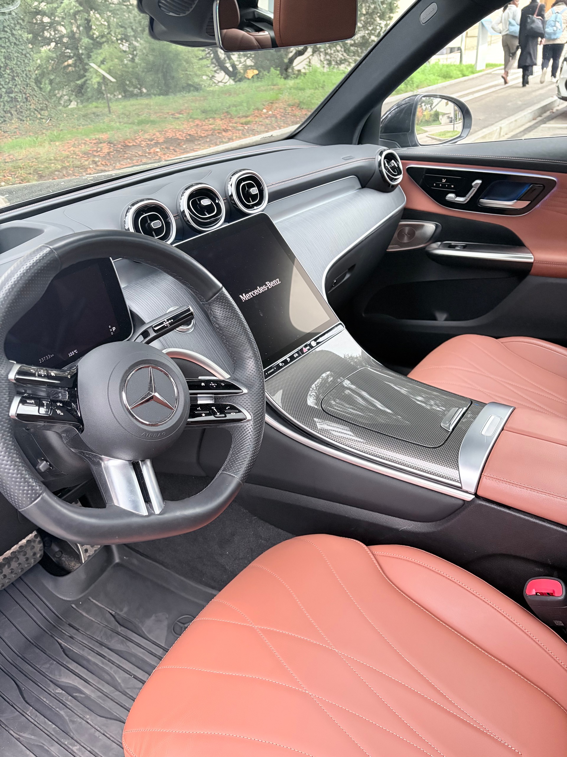 MERCEDES-BENZ GLC 400 e AMG Line 4matic-image-1