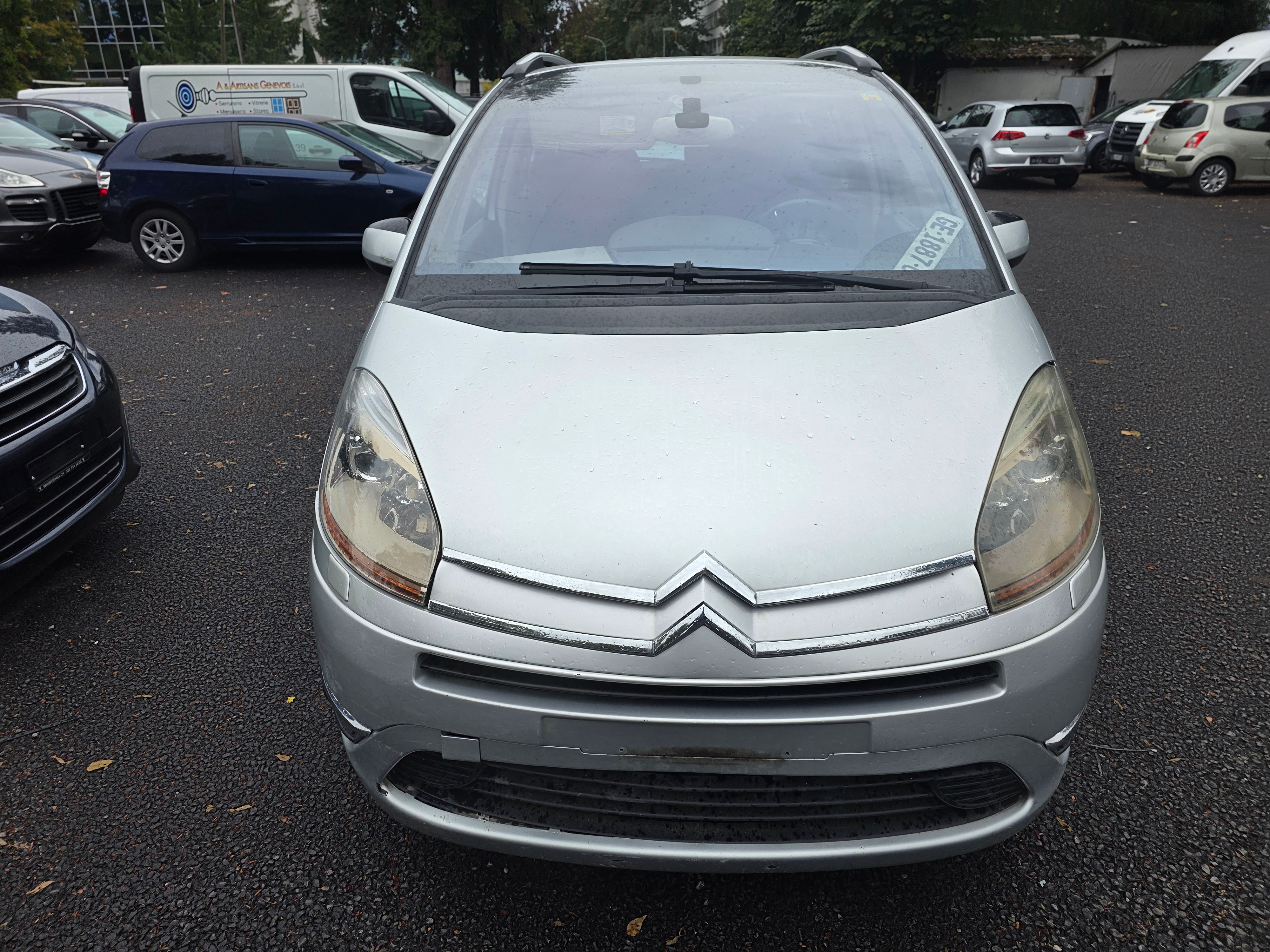 Car photo