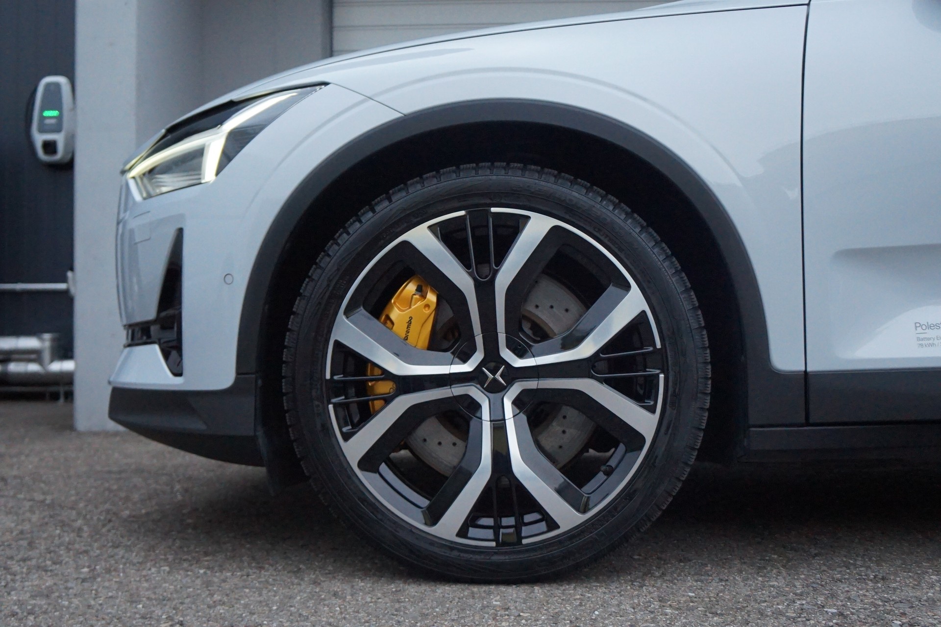 POLESTAR Polestar 2 Long Range Dual 78 kWh - PERFORMANCE PAKET - GARANTE BIS 09.2029-image-4