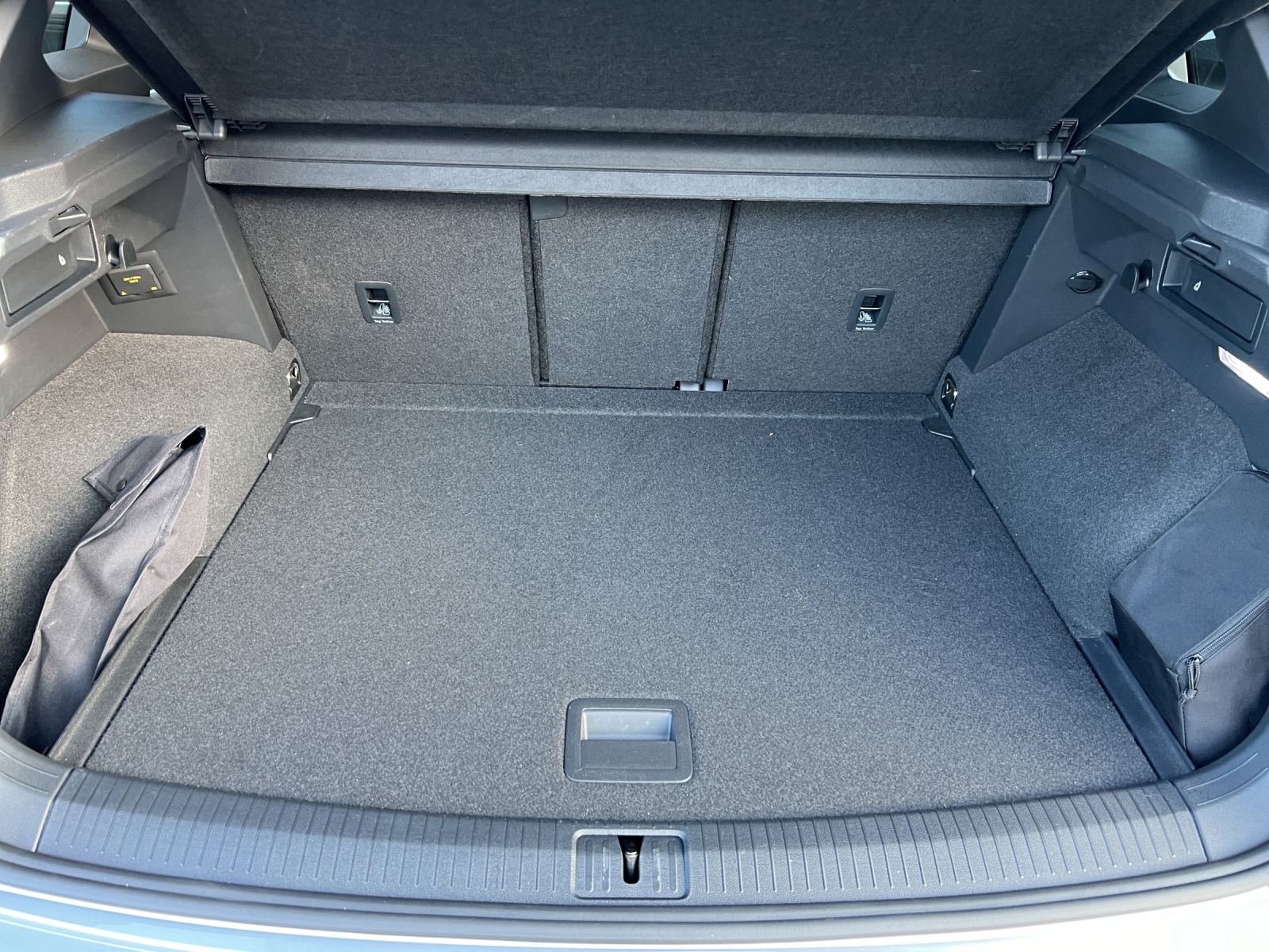 VW Tiguan 2.0TSI R-Line 4Motion DSG-image-13