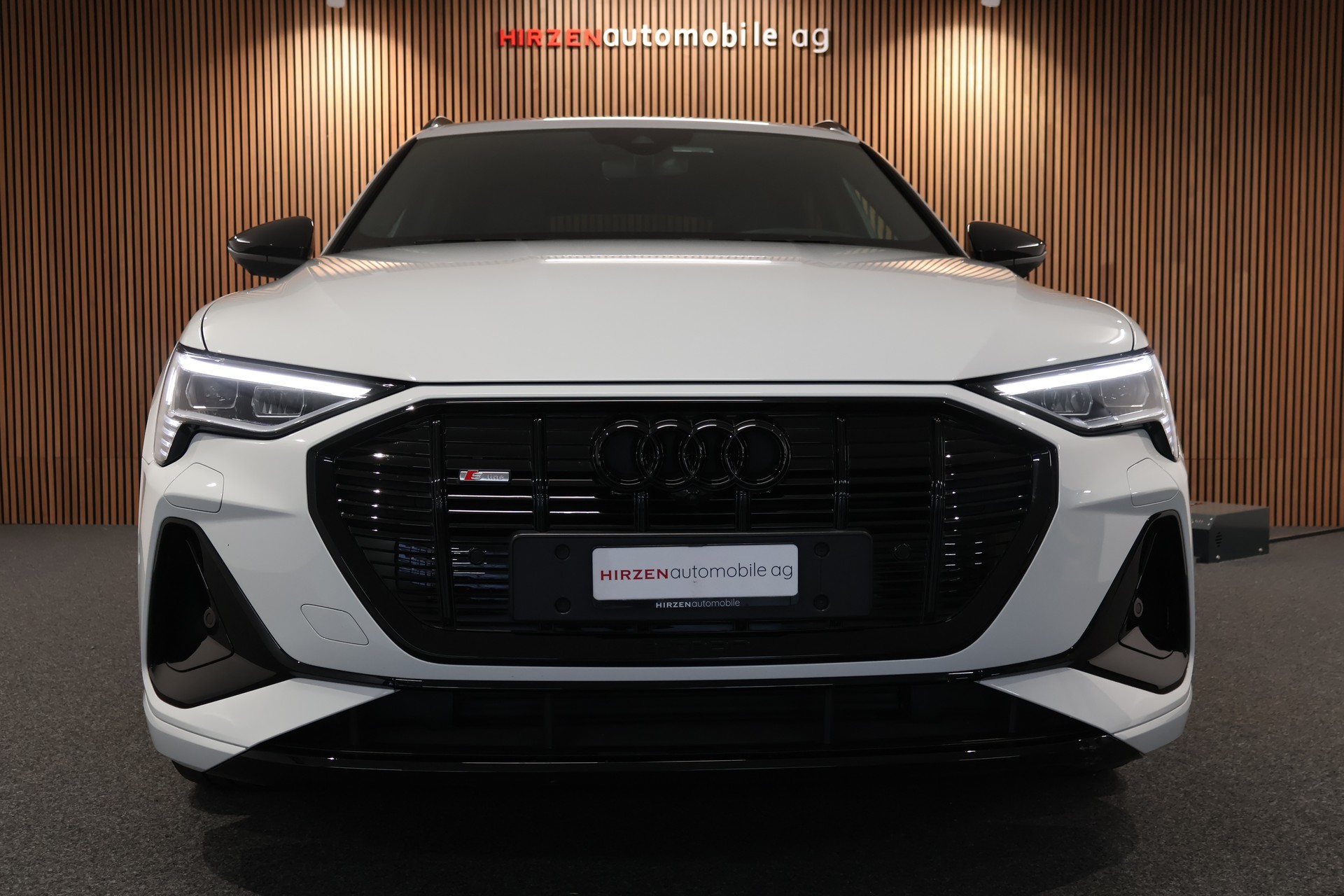 AUDI e-tron 55 Sportback S Line Black Edition quattro-image-30