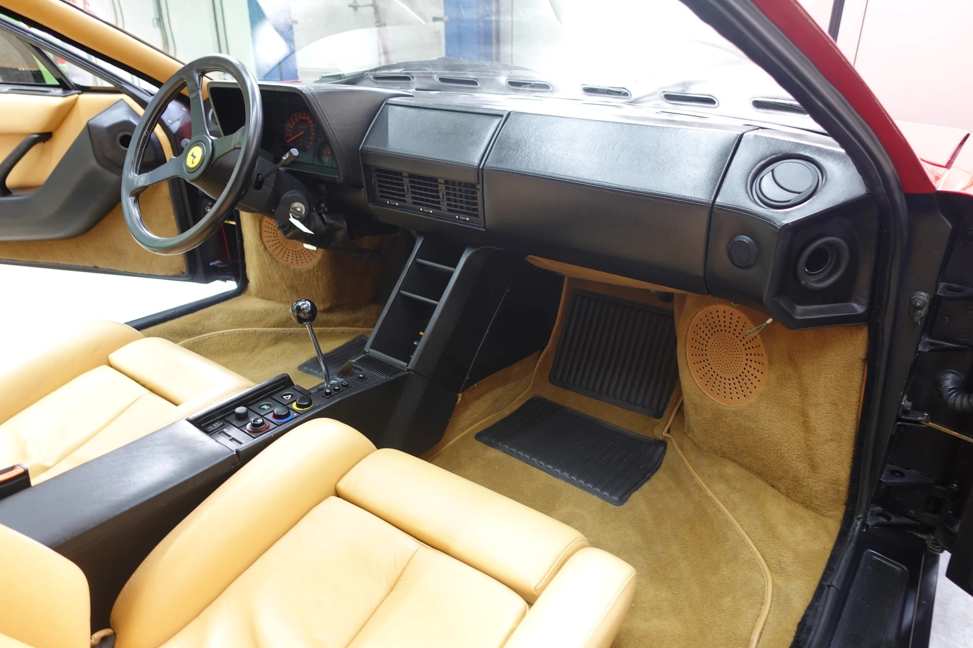 FERRARI Testarossa Monospecchio-image-9