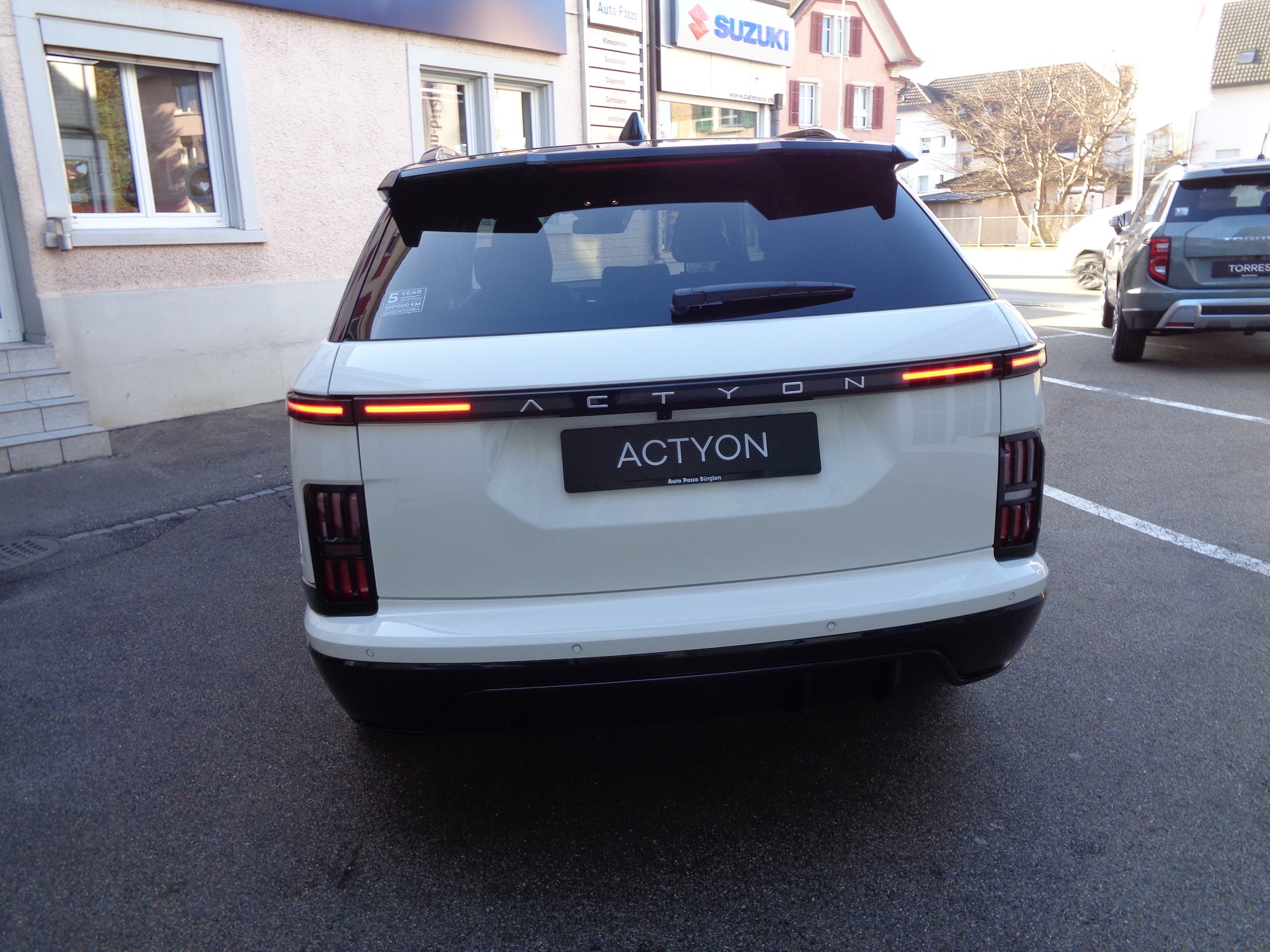 KGM-SsangYong ACTYON-image-3