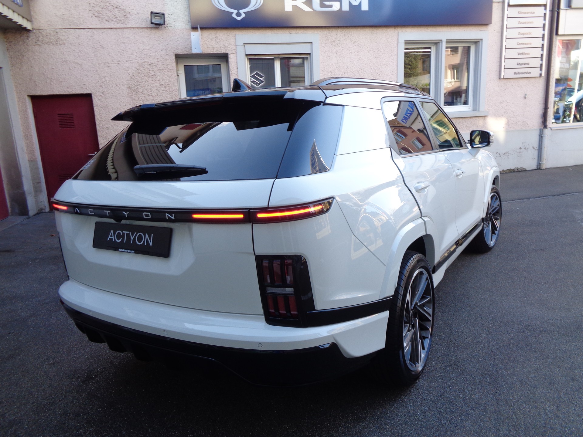 KGM-SsangYong ACTYON-image-4