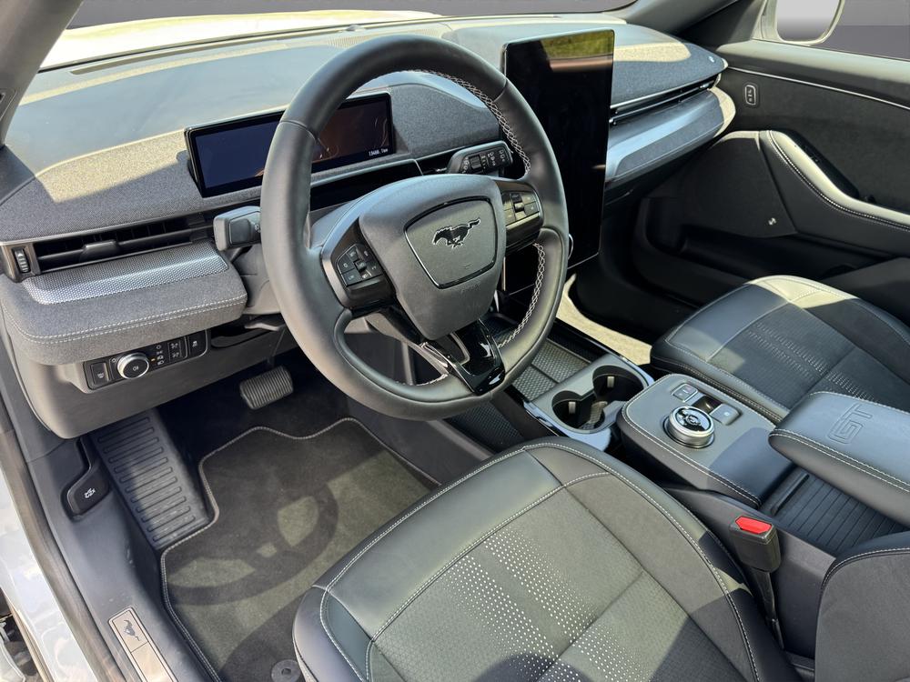 FORD Mustang Mach-E Extended GT AWD (CH-Fahrzeug)-image-6