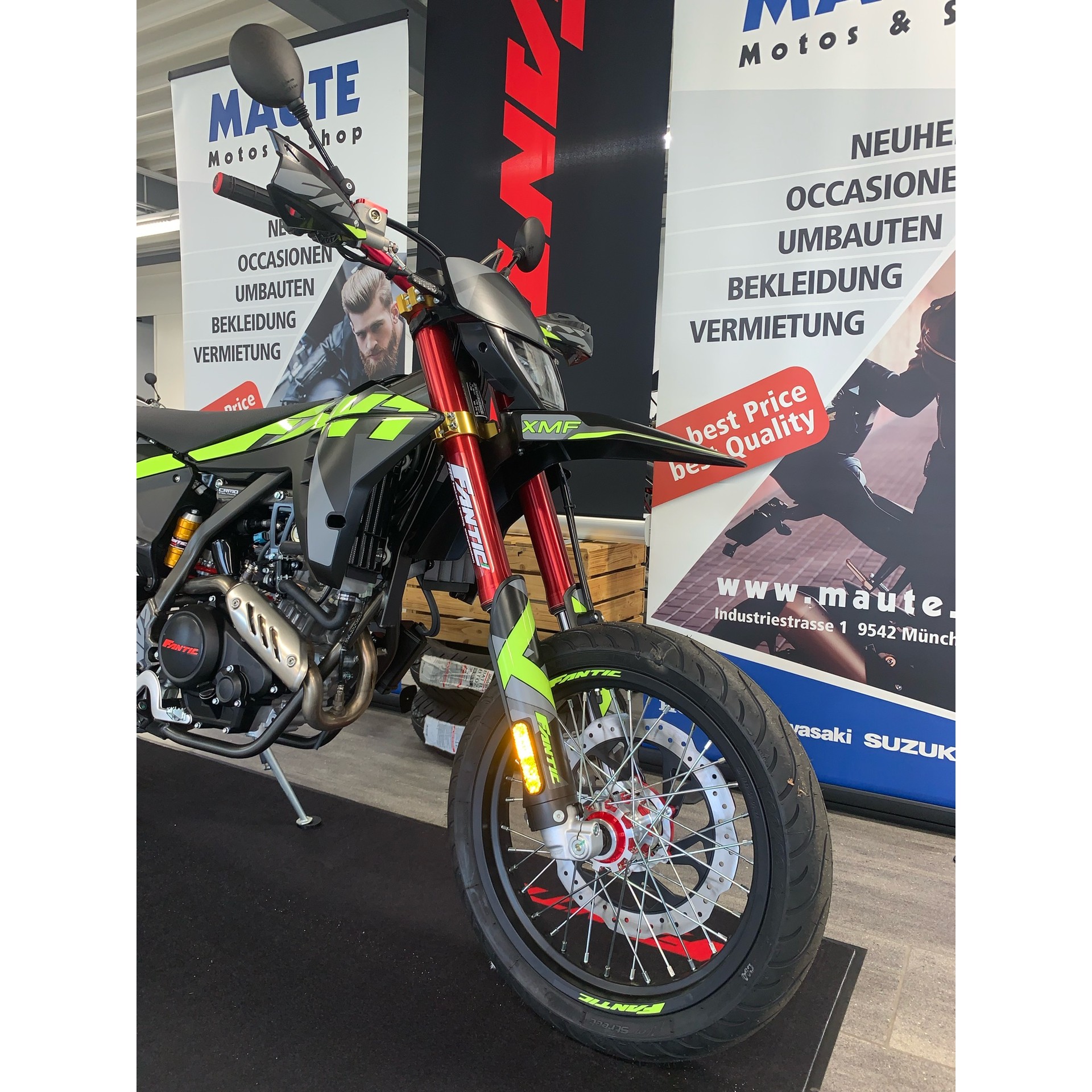 FANTIC XMF 125 Motard Competition-image-7