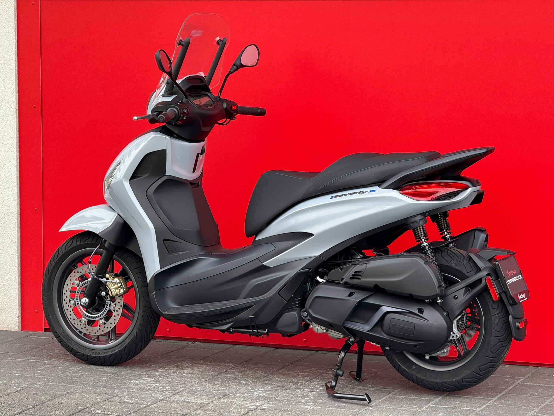 PIAGGIO Beverly 400 Sport E5+-image-14