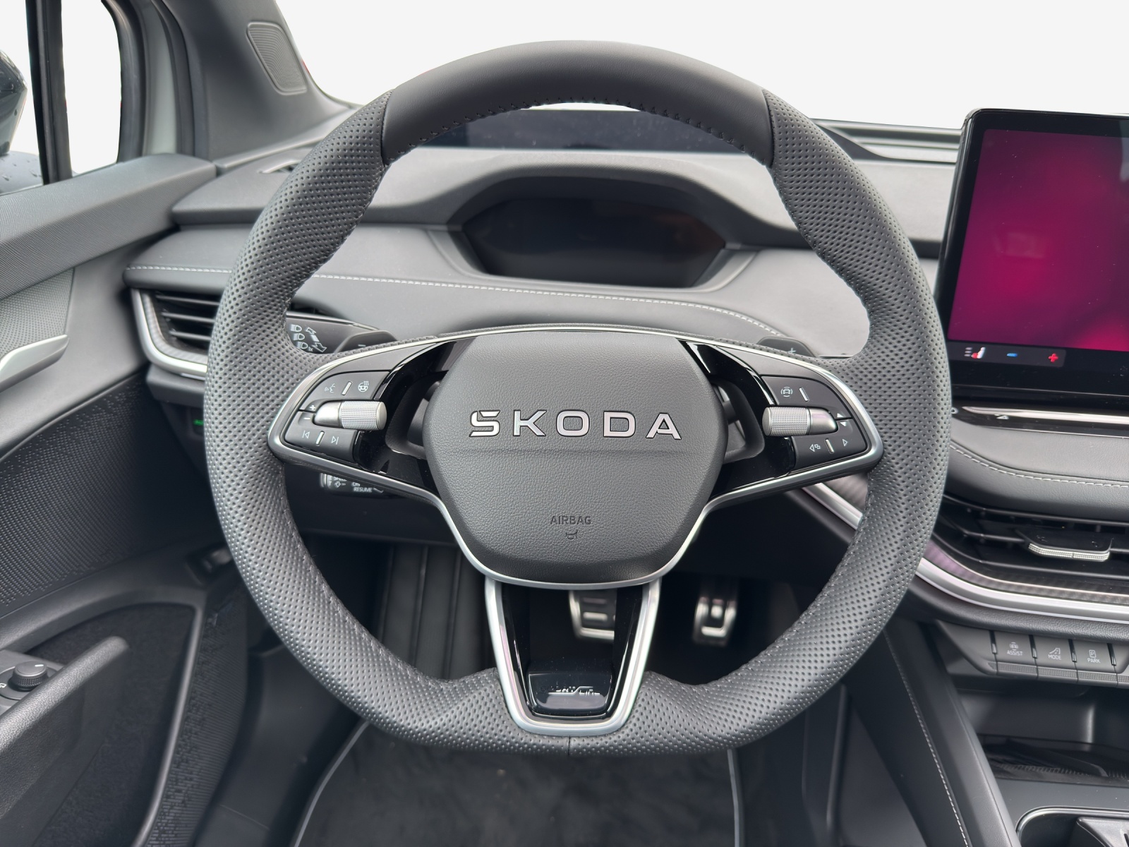 SKODA Enyaq Coupé Sportline 4x4-image-9