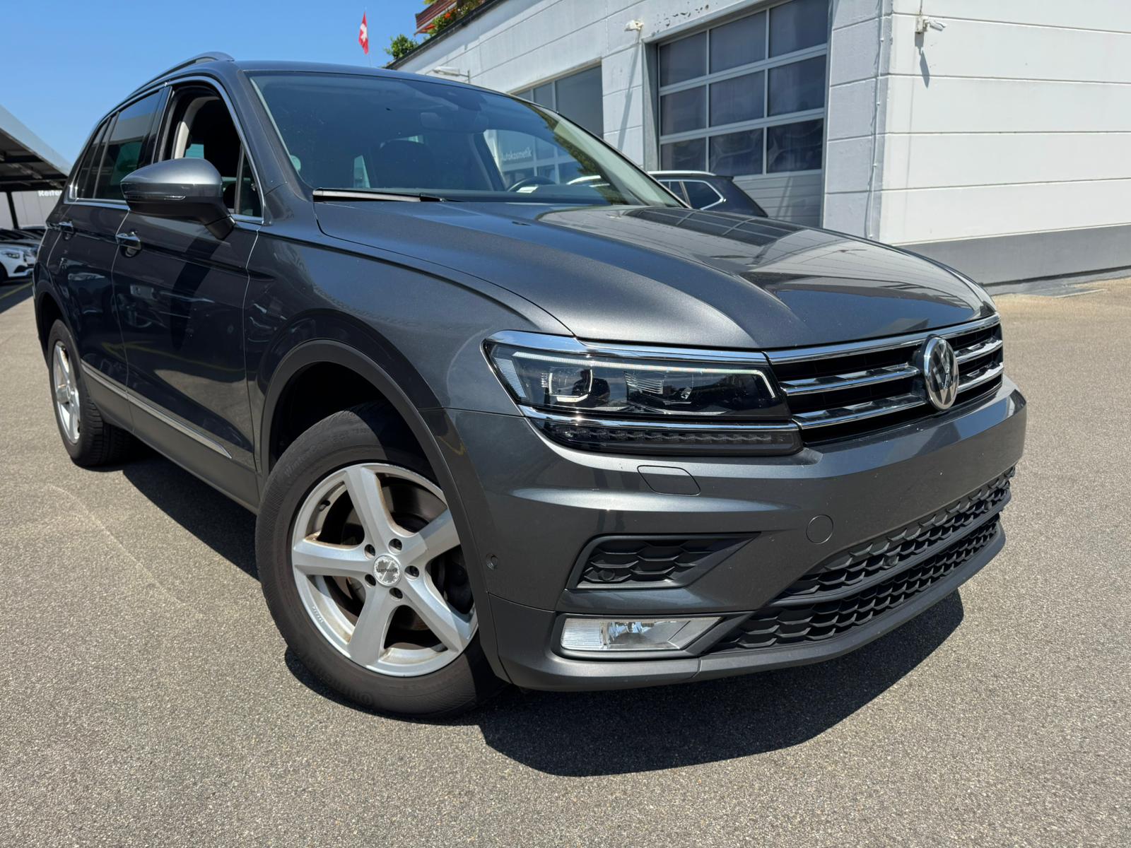 VW Tiguan 2.0 TDI SCR Comfortline 4Motion DSG-image-1