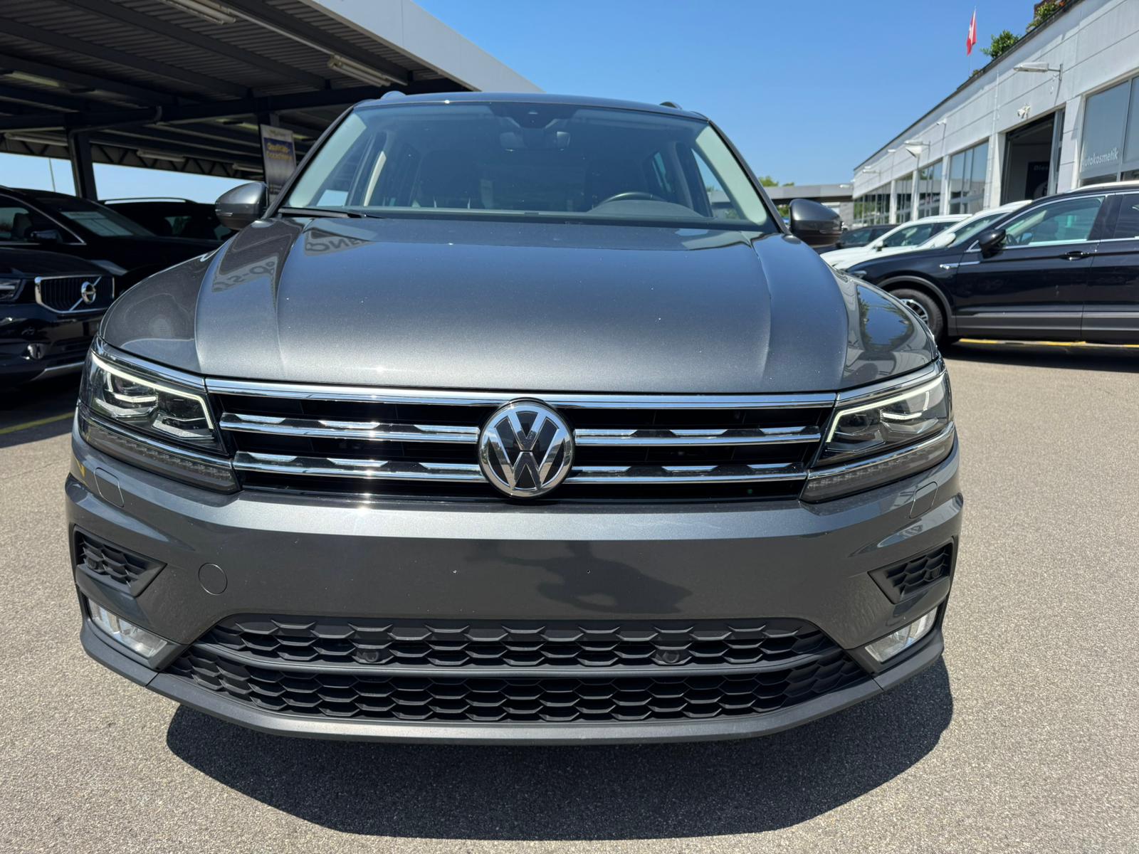 VW Tiguan 2.0 TDI SCR Comfortline 4Motion DSG-image-2