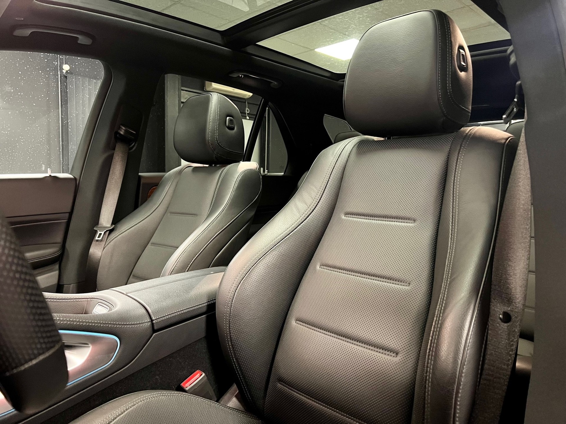 MERCEDES-BENZ GLE 350 de 4Matic AMG Line 9G-Tronic-image-2