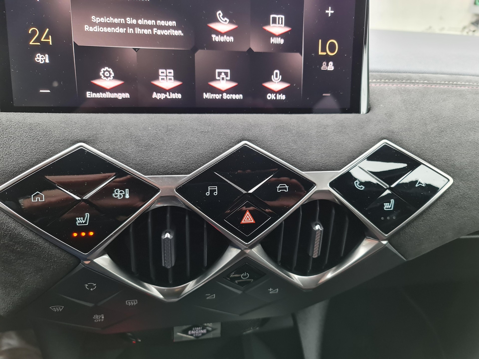 DS AUTOMOBILES 3 1.2 PureTech 130 Performance Line+-image-19