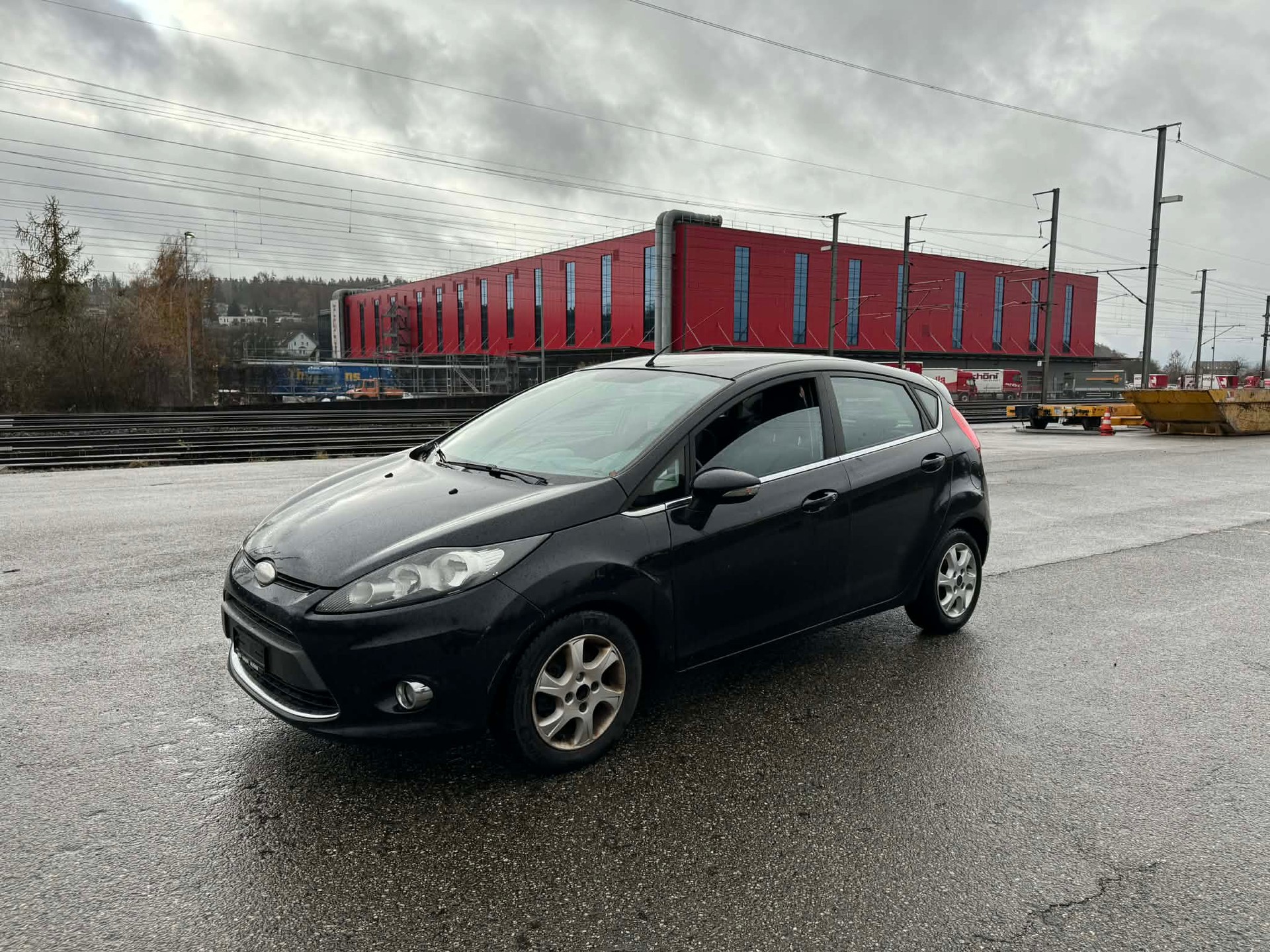 FORD Fiesta 1.4 16V Titanium-image-12