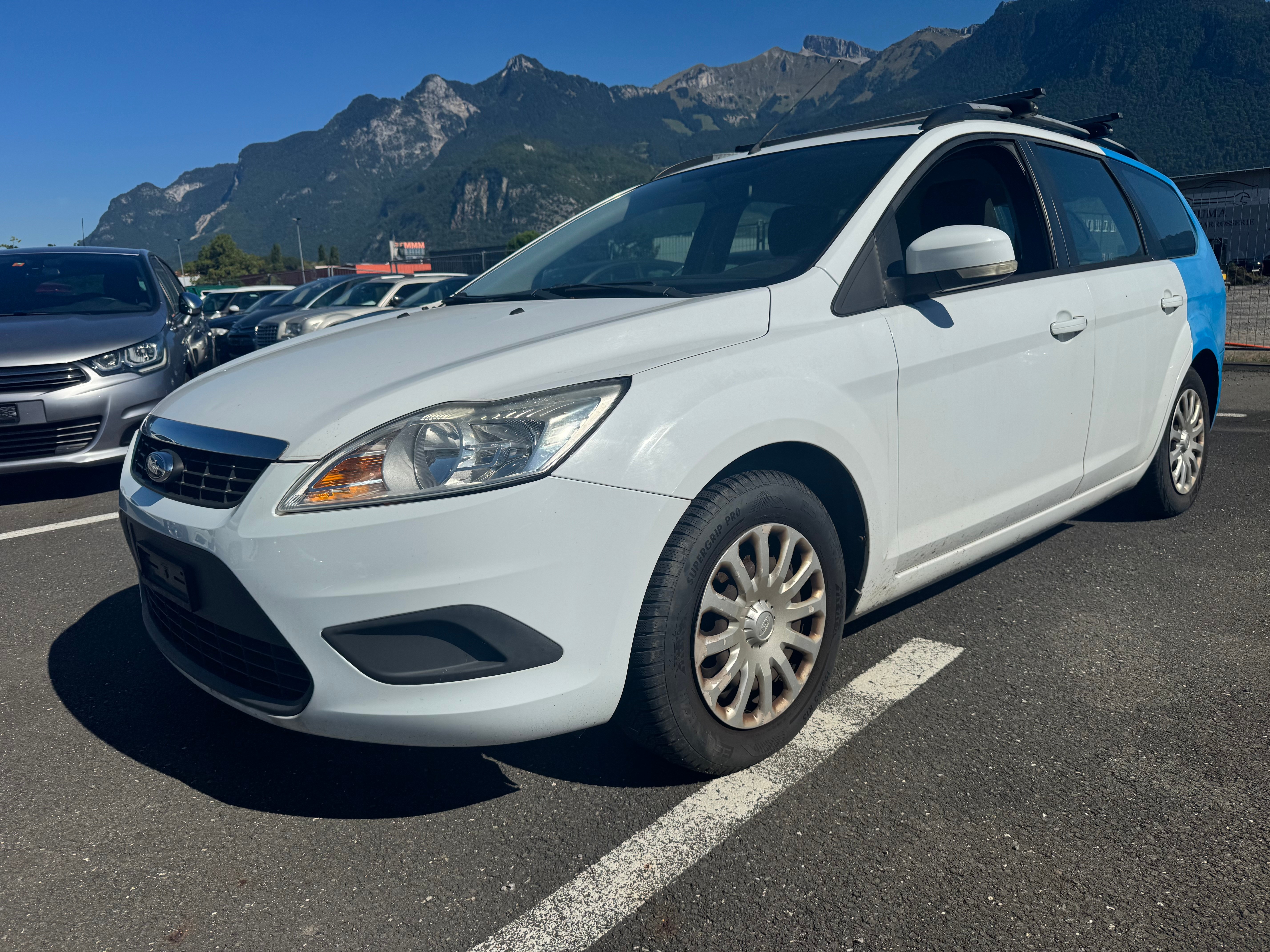 FORD Focus 1.6i VCT Carving — slika 1