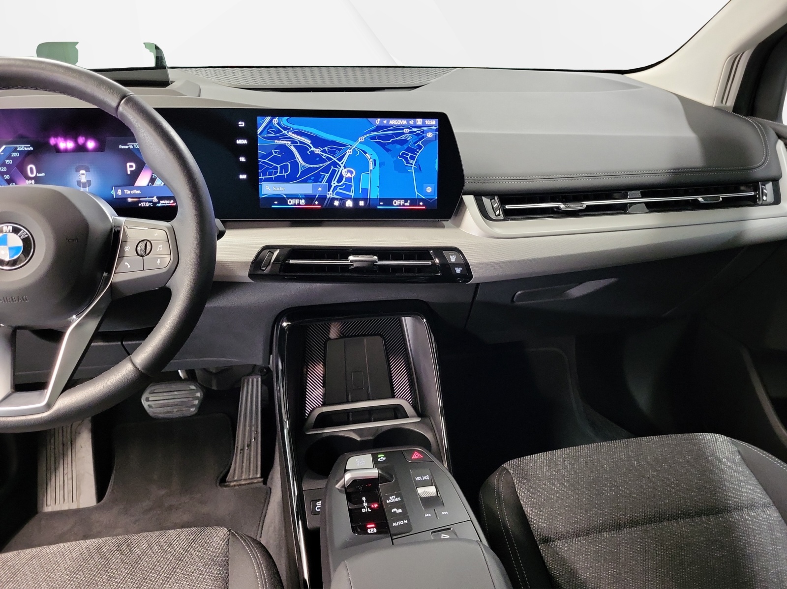 BMW 218d Active Tourer DKG-image-12