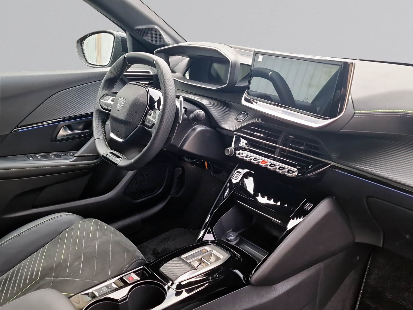 PEUGEOT 208 1.2 Hybrid GT-image-9