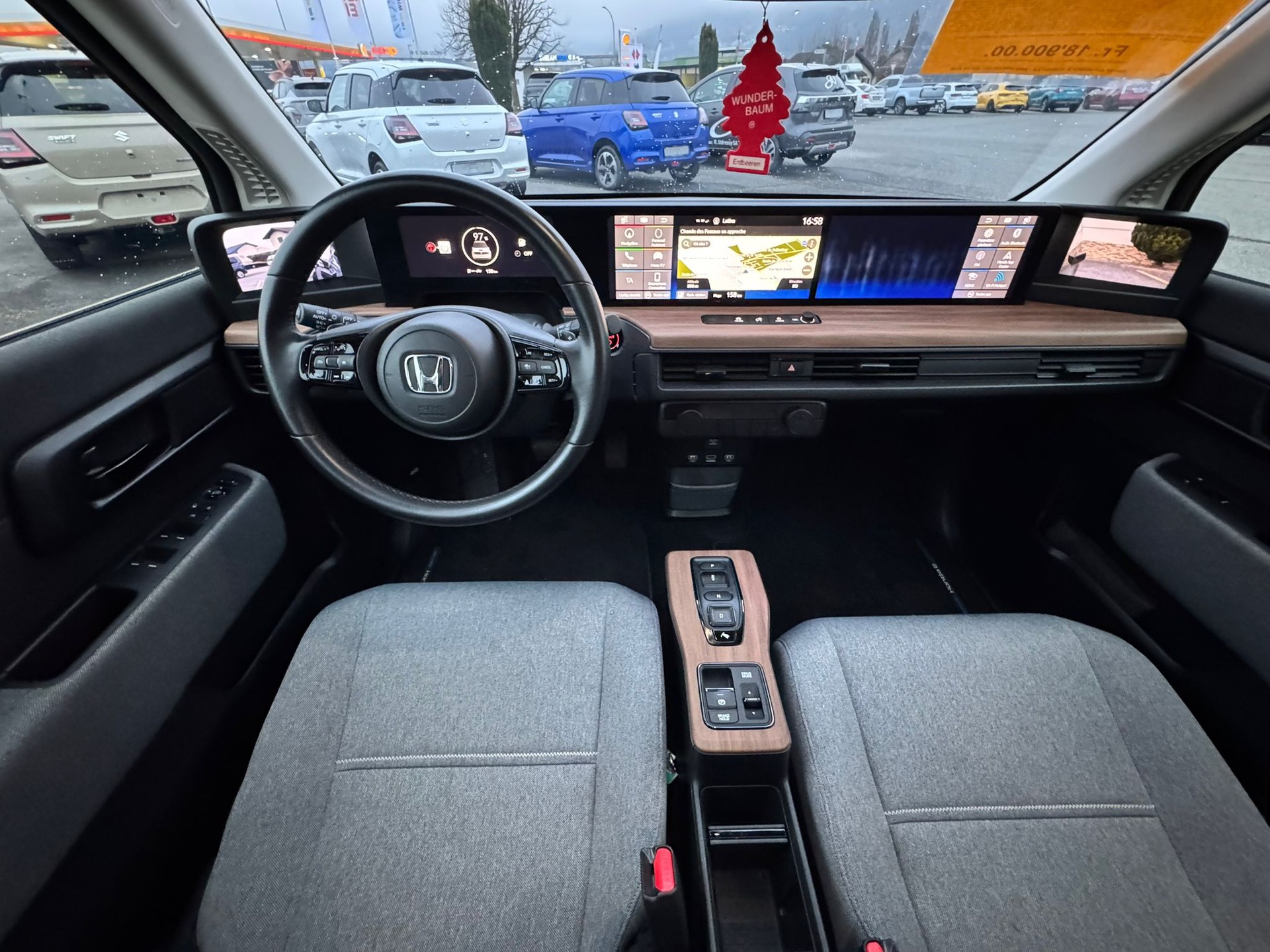 HONDA e-image-9