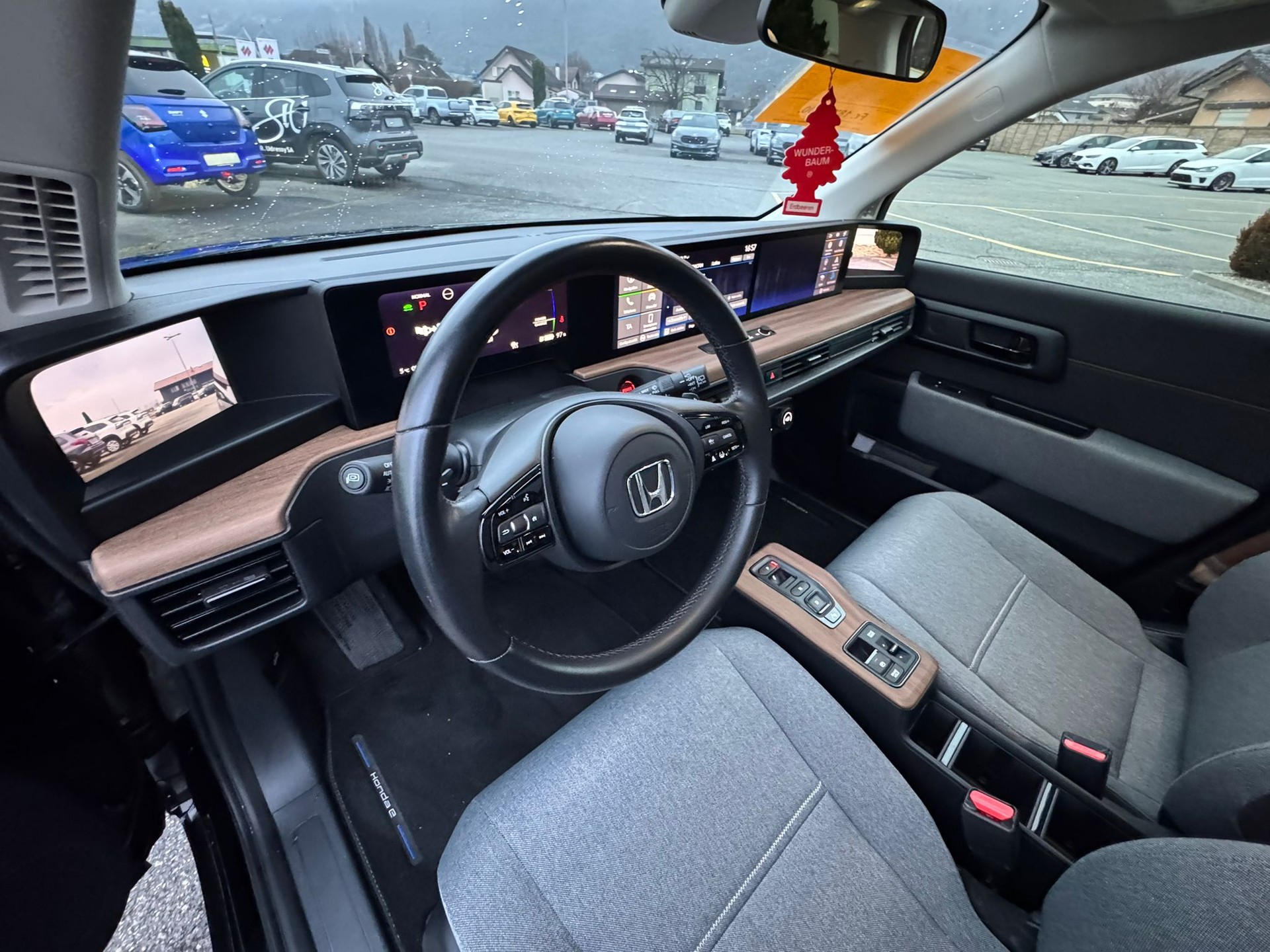HONDA e-image-8