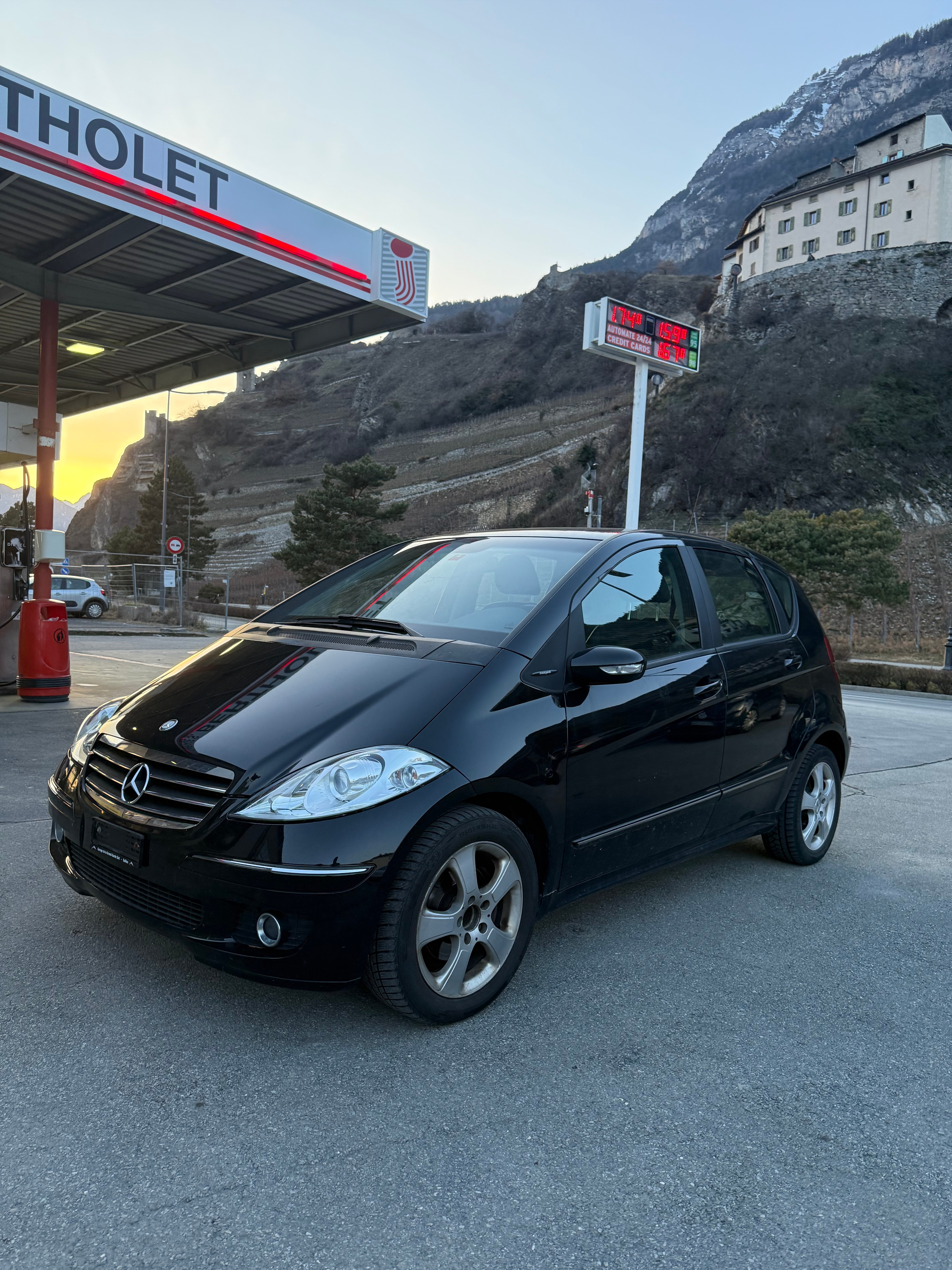 Car photo