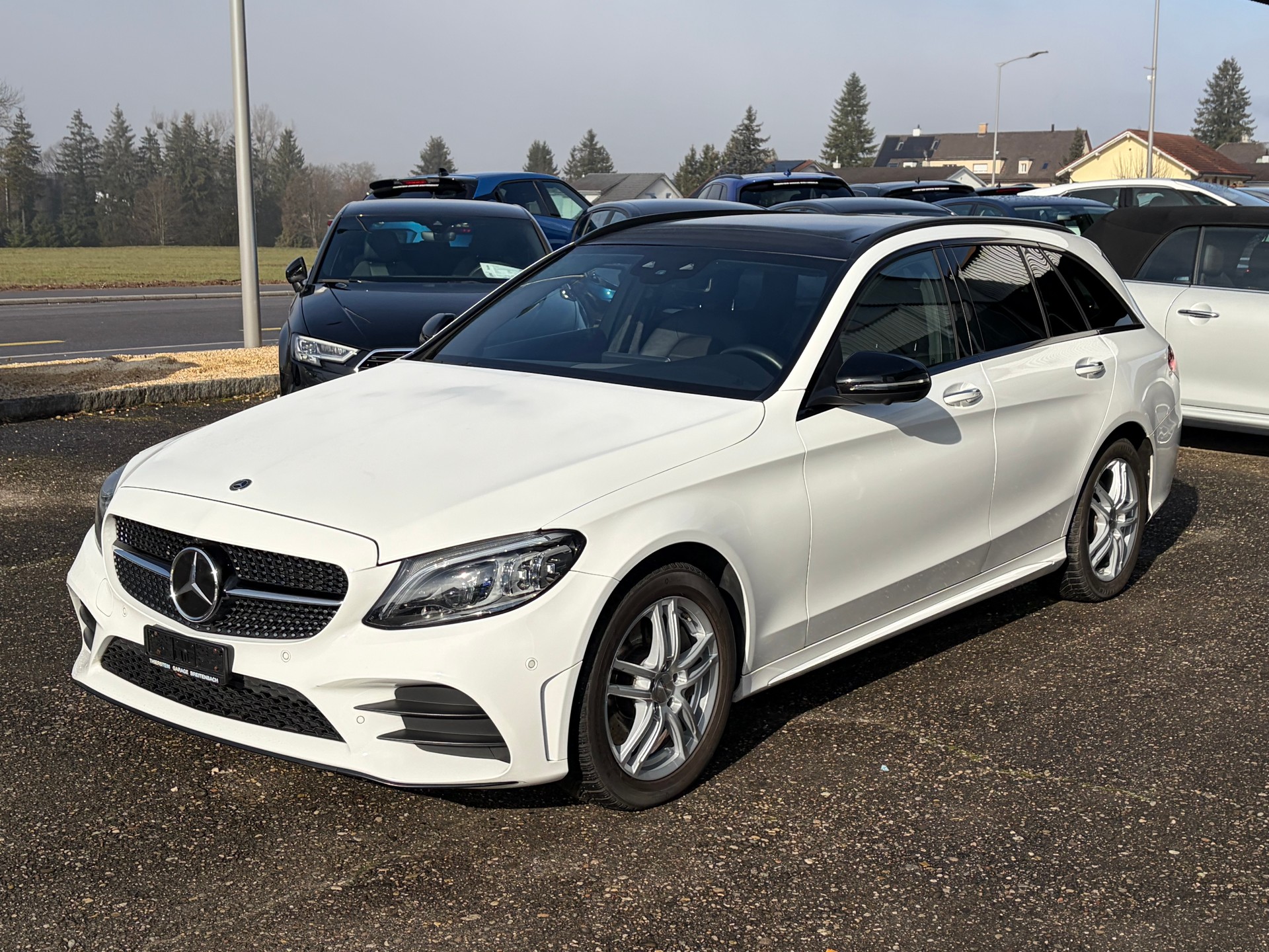 MERCEDES-BENZ C 300 AMG Line 9G-Tronic-image-2