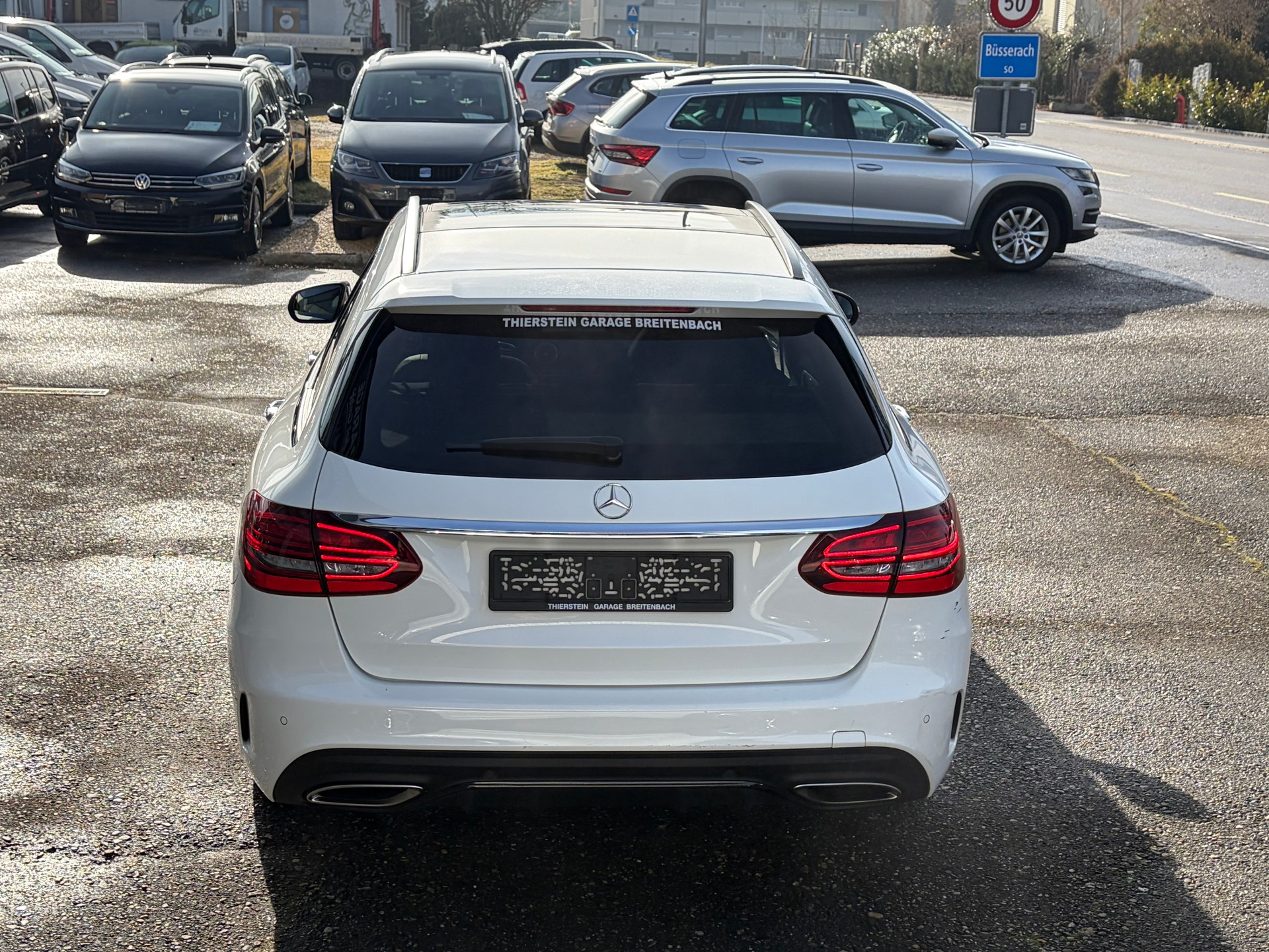 MERCEDES-BENZ C 300 AMG Line 9G-Tronic-image-4