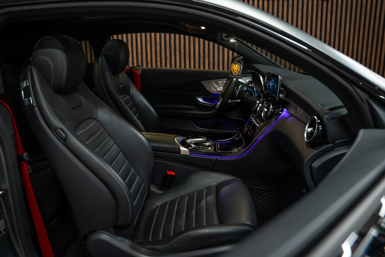 MERCEDES-BENZ C 43 AMG 4Matic 9G-tronic-image-16
