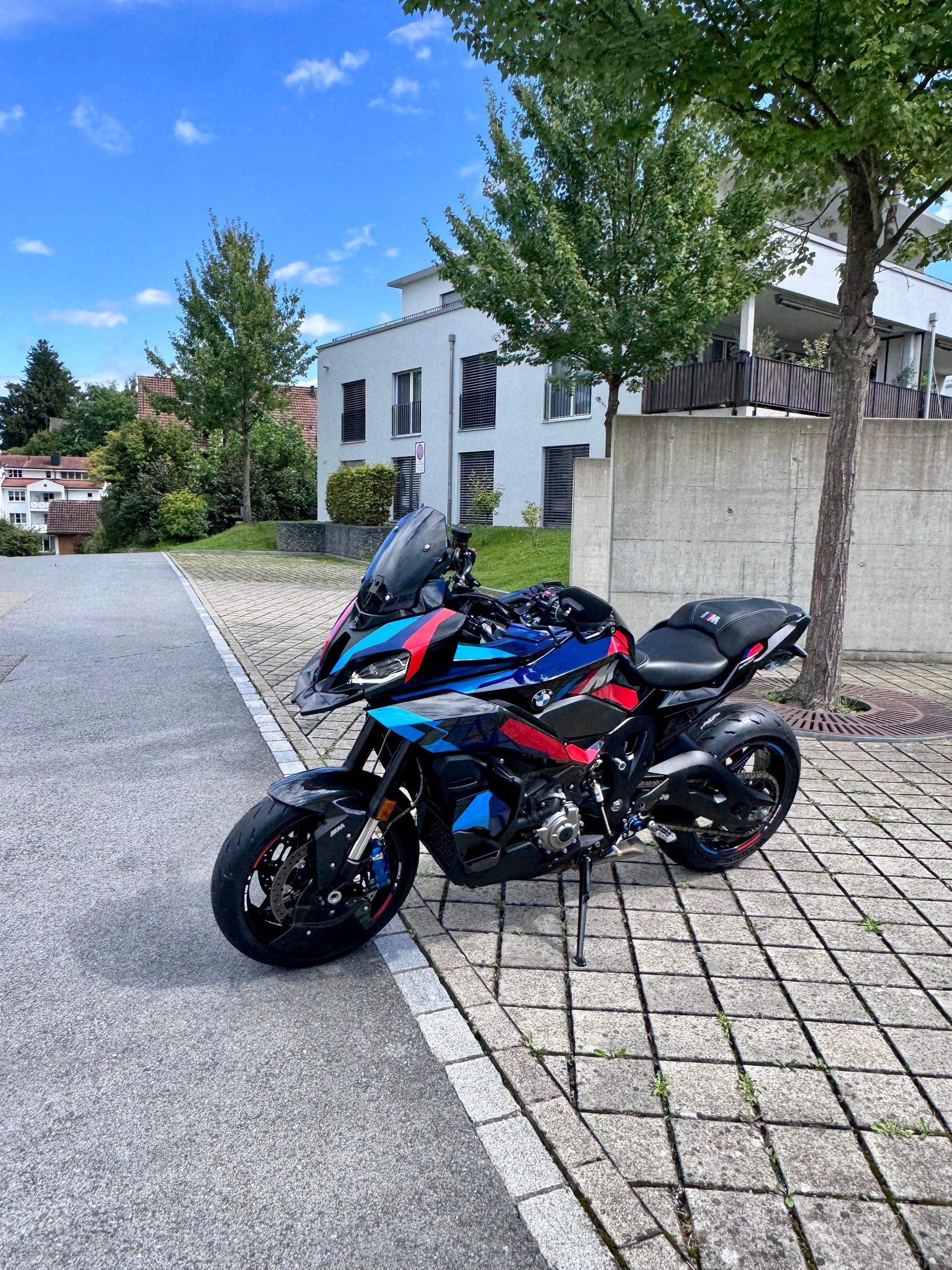 BMW M 1000 XR