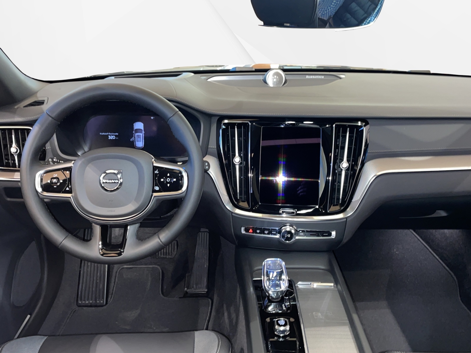 VOLVO V60 2.0 B4 Ultimate Dark-image-5