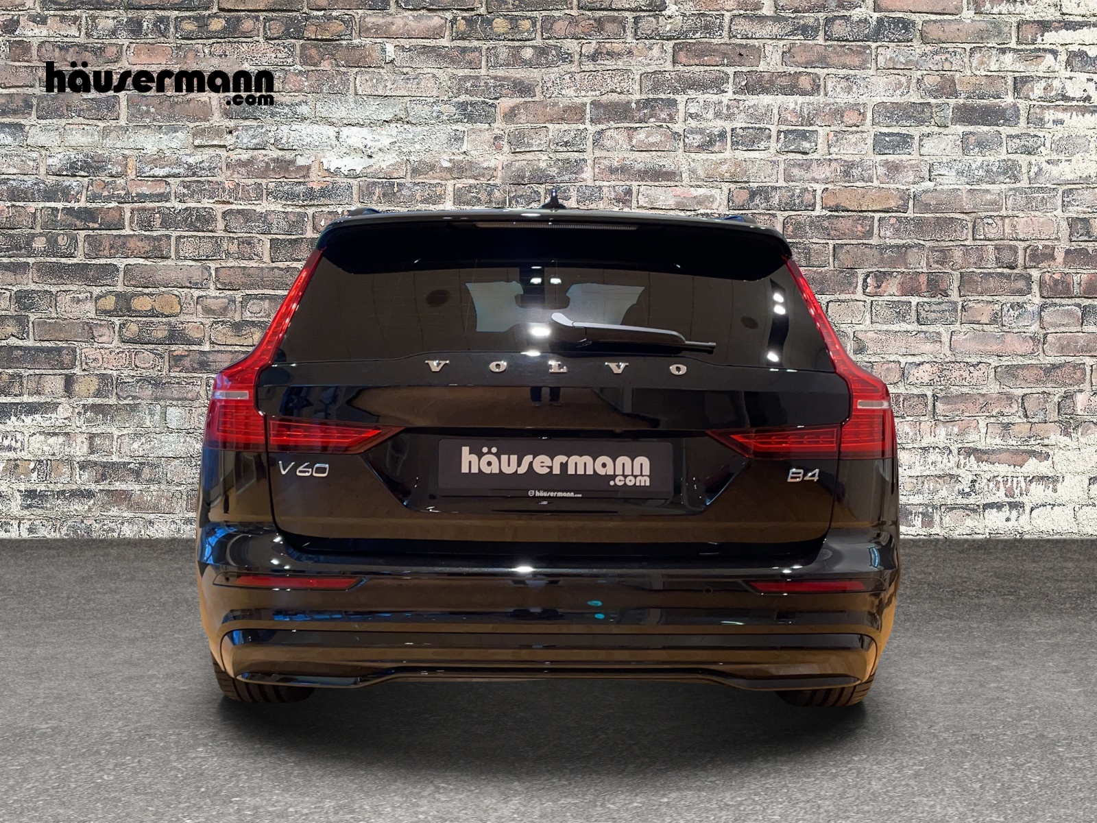 VOLVO V60 2.0 B4 Ultimate Dark-image-10