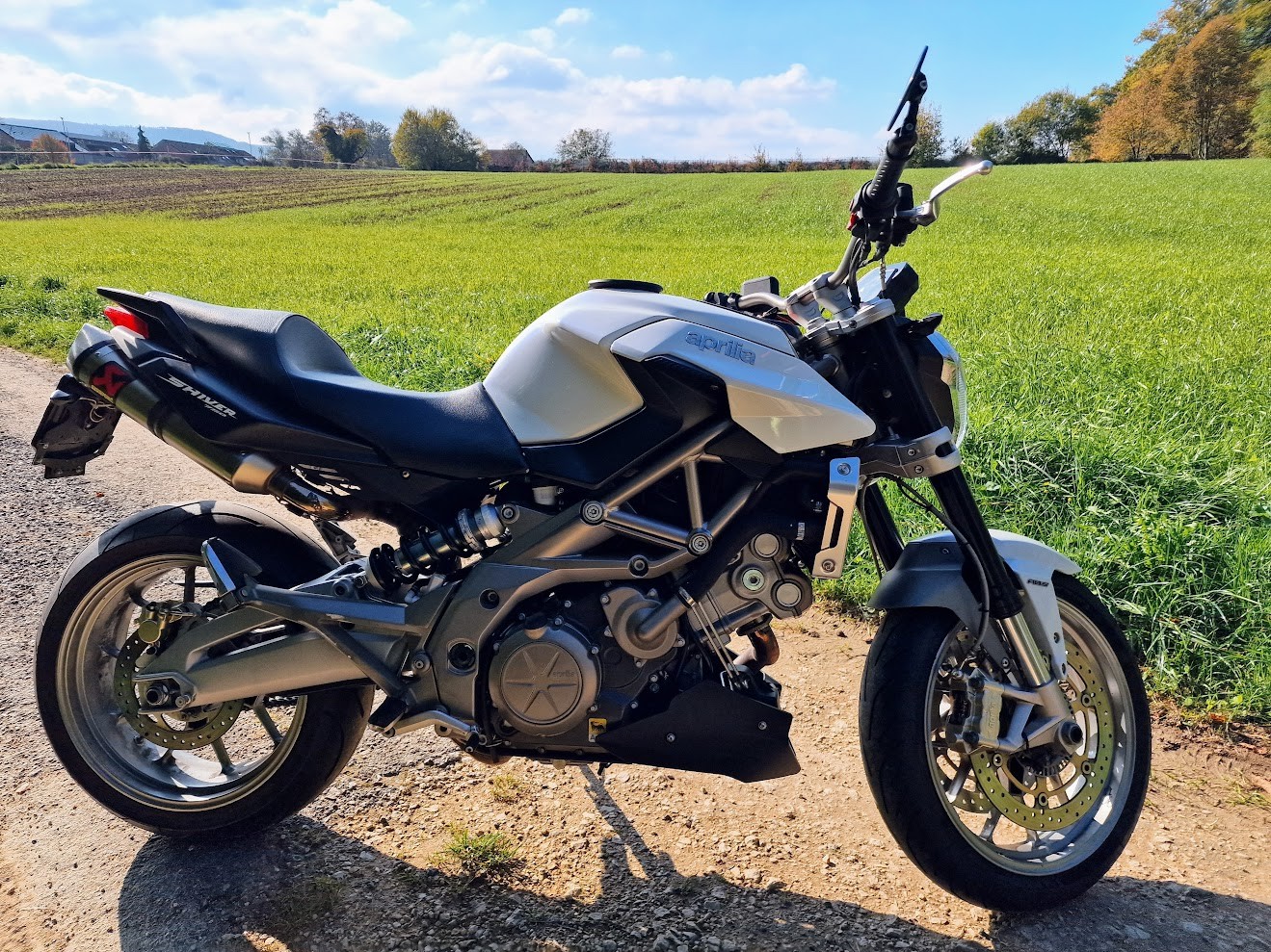 APRILIA SL 750 Shiver ABS-image-3