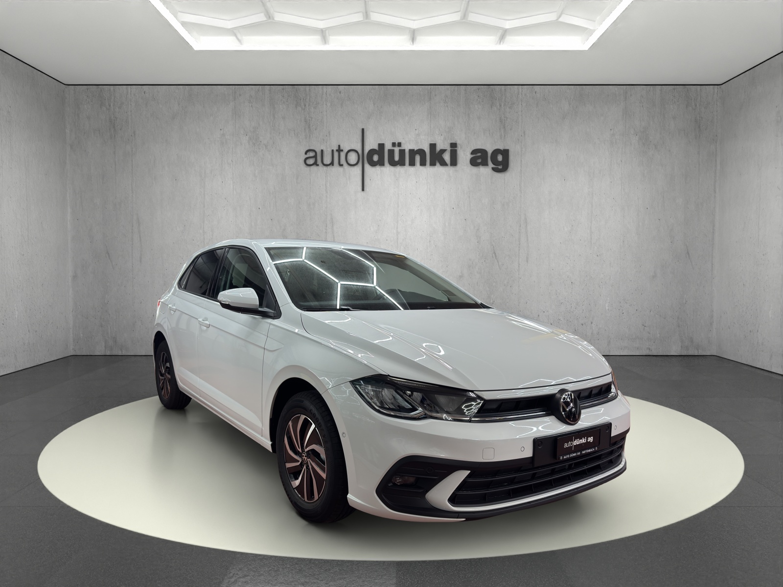 VW Polo 1.0 TSI Life DSG-image-5