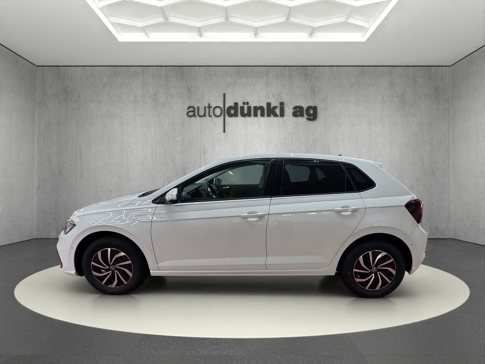 VW Polo 1.0 TSI Life DSG-image-1