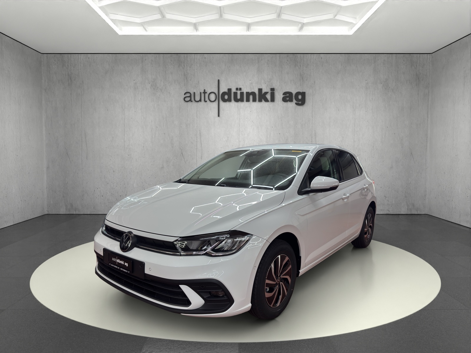 VW Polo 1.0 TSI Life (Kleinwagen) VW VW Polo 1.0 TSI Life (Kleinwagen)